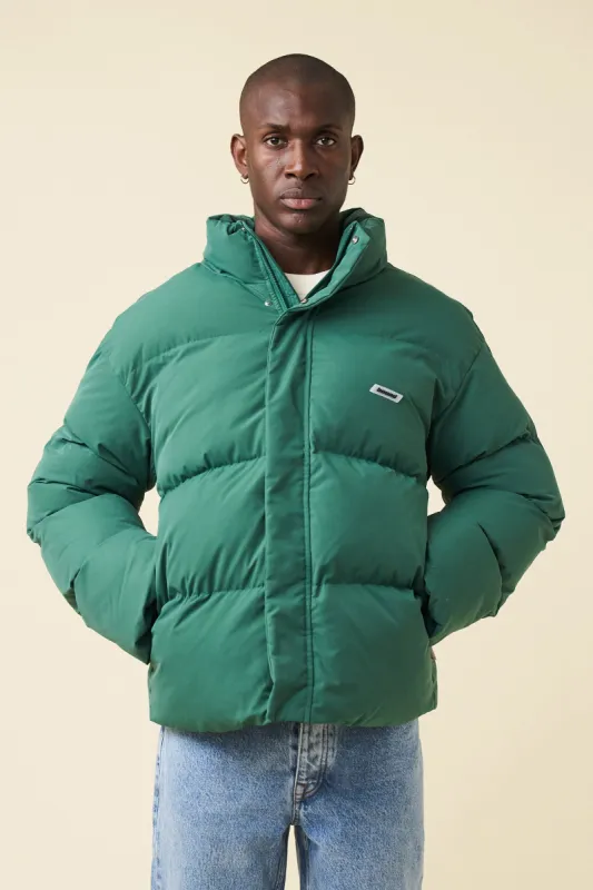 ARCTIC PADDED PUFFER COAT - HUNTER GREEN sold by Bound