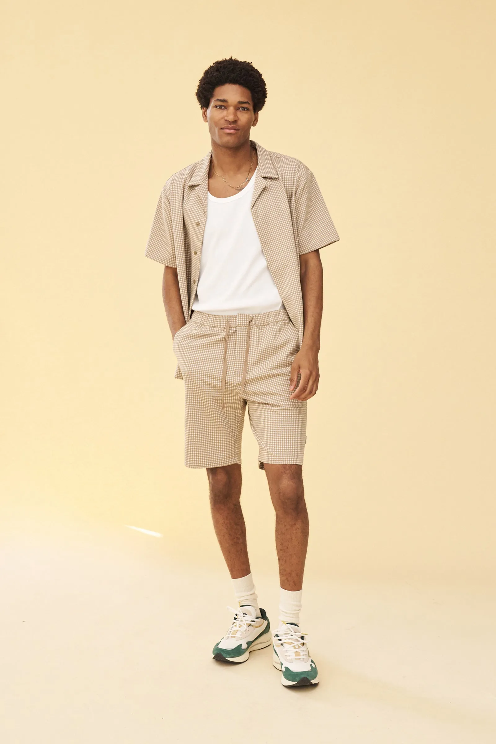 BEIGE DOGTOOTH JACQUARD SHORTS sold by Bound product image thumbnail 3