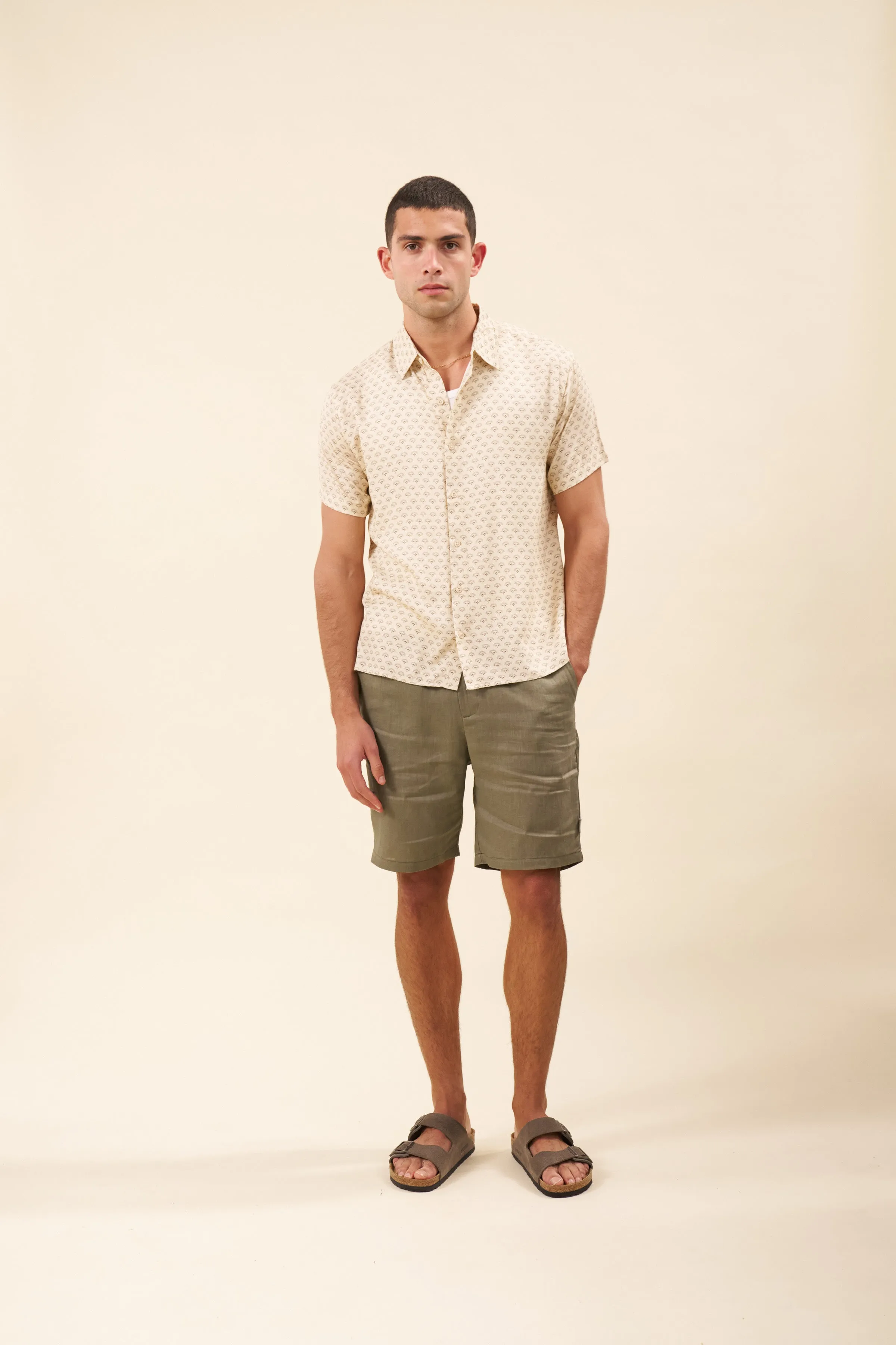 ALFAMA LINEN SHORTS - OLIVE sold by Bound product image thumbnail 3
