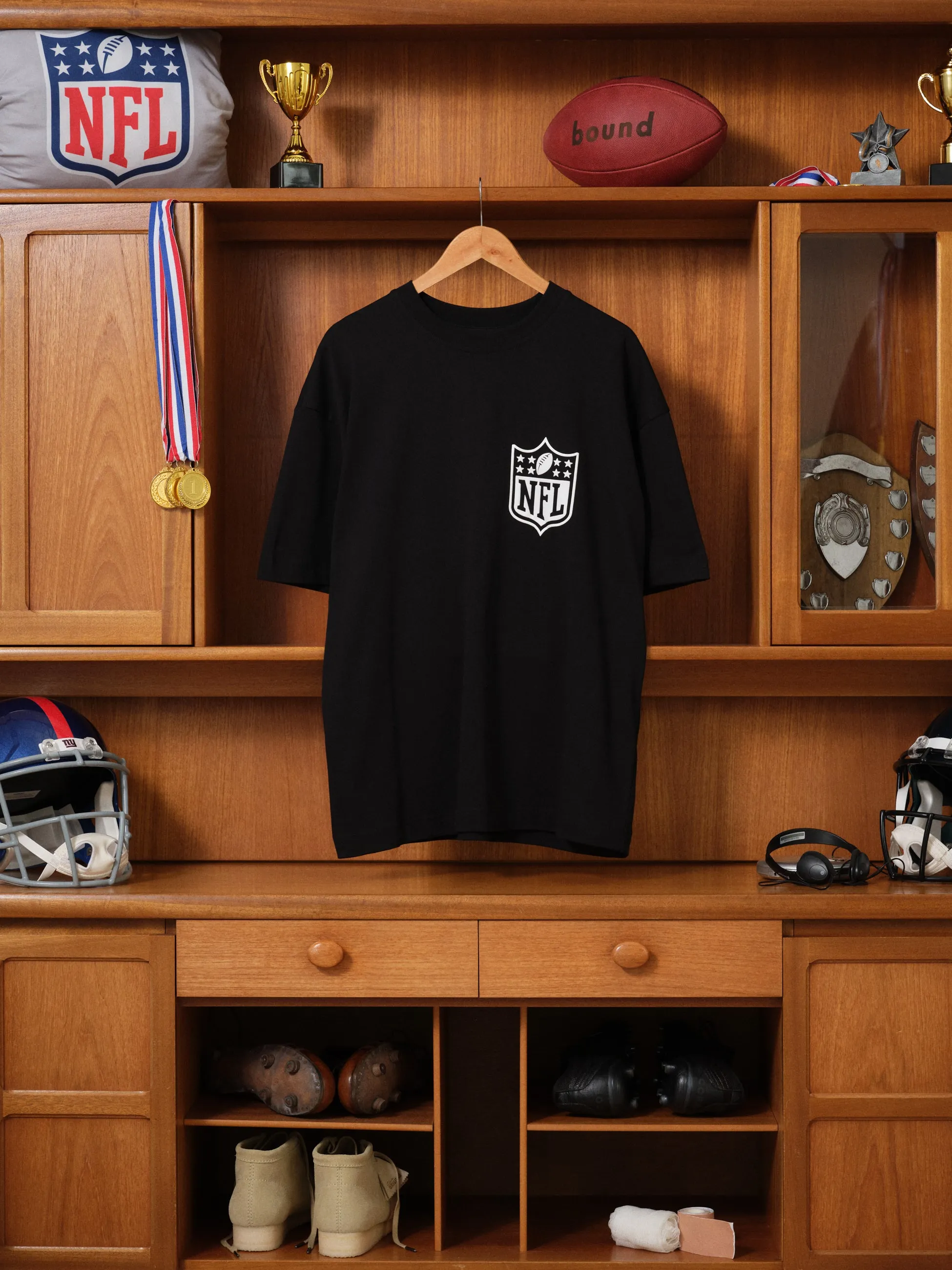 NFL X BOUND TEE - BLACK sold by Bound product image thumbnail 4