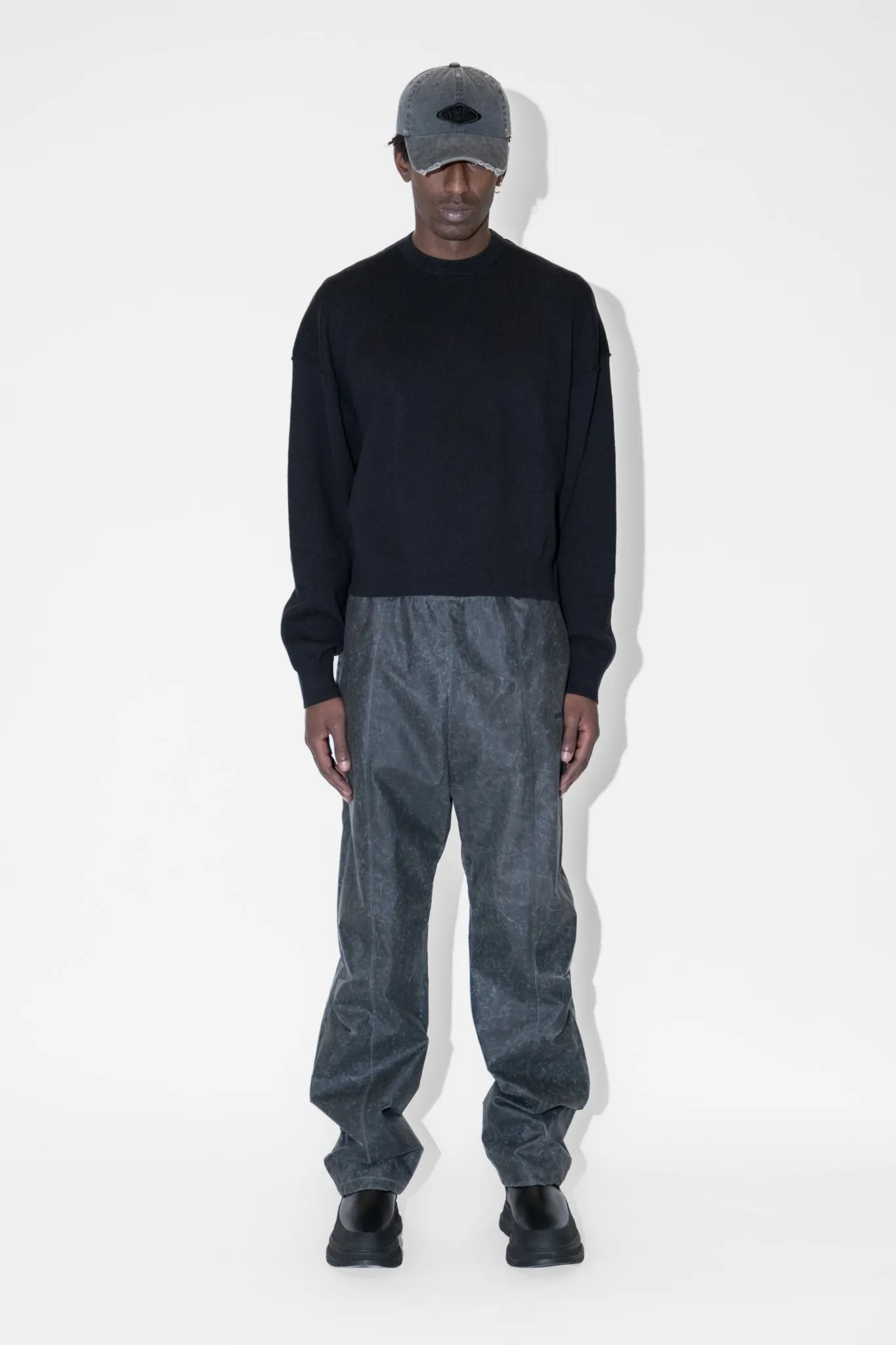 Diamond Relaxed Sweater - Black sold by Han Kjøbenhavn