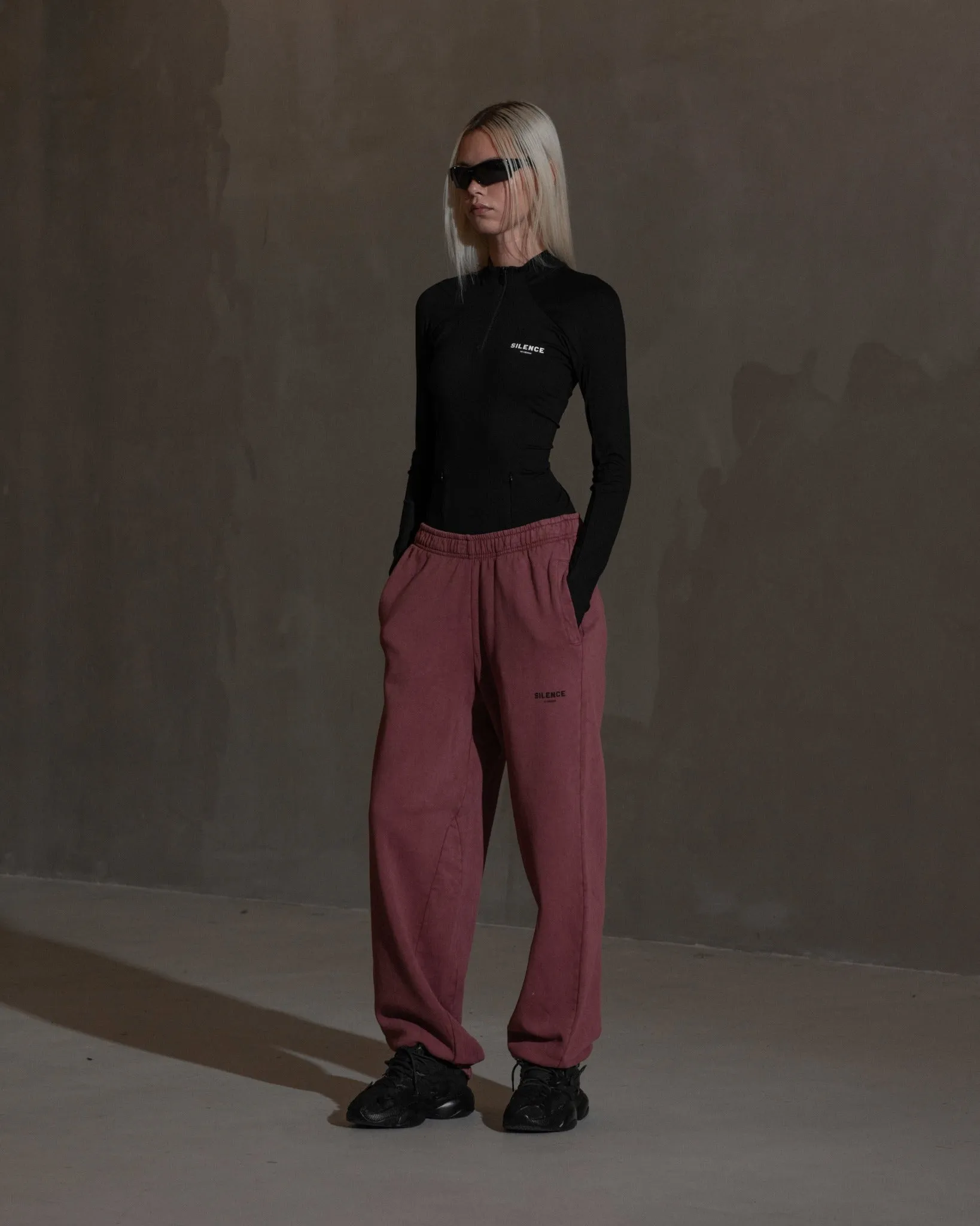 Regular Sweatpants - Blood Red sold by Han Kjøbenhavn