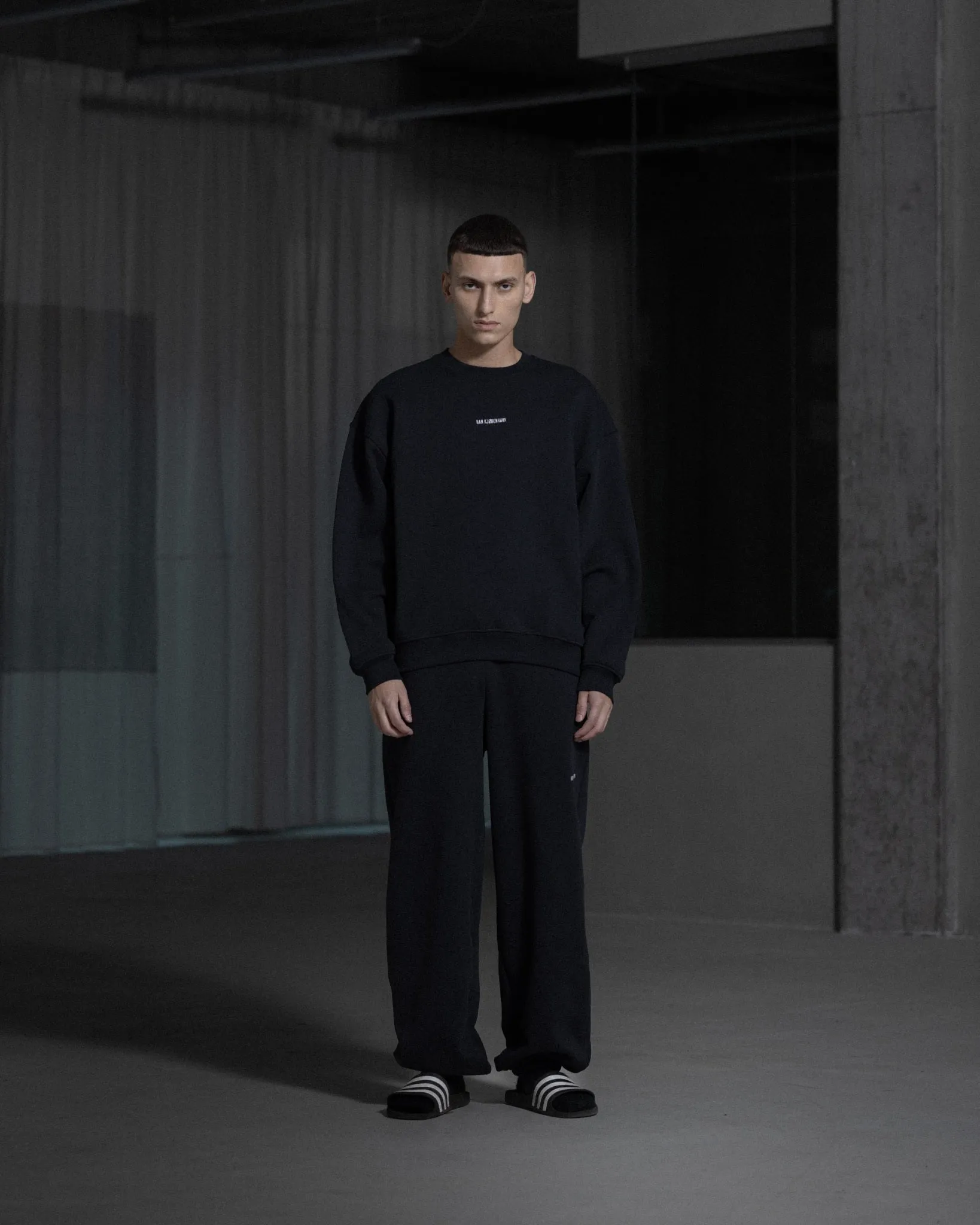 Daily Oversized Crewneck - Black sold by Han Kjøbenhavn product image thumbnail 2