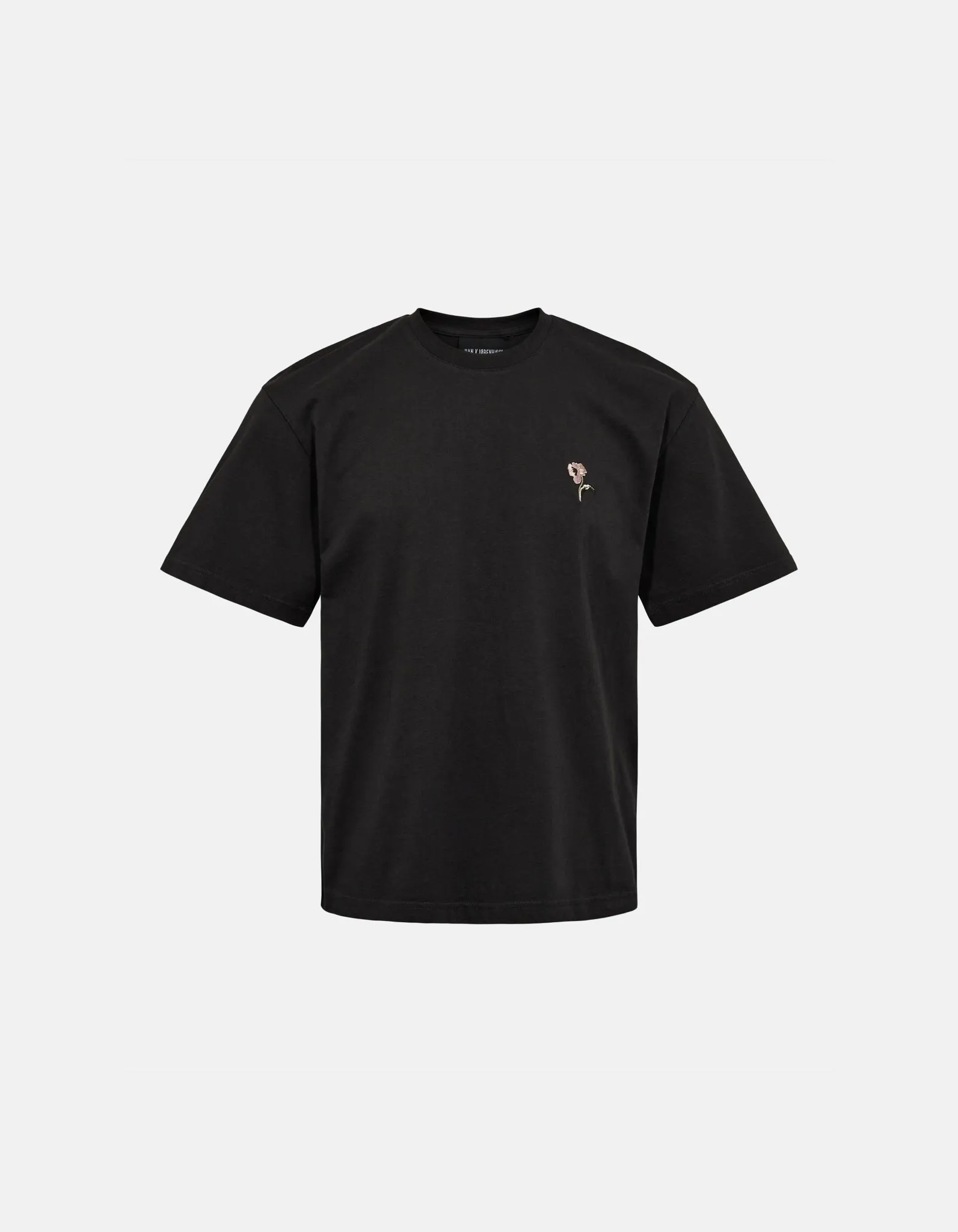 Roots Embroidery T-shirt - Black sold by Han Kjøbenhavn