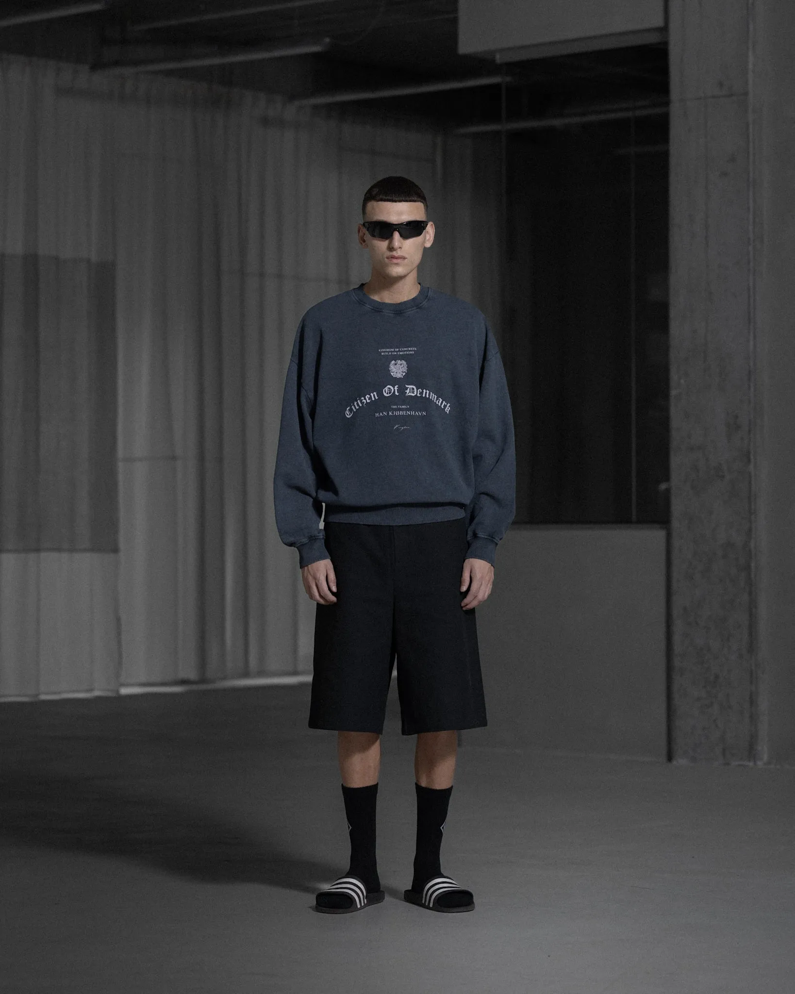 Citizen Printed Crewneck - Black sold by Han Kjøbenhavn