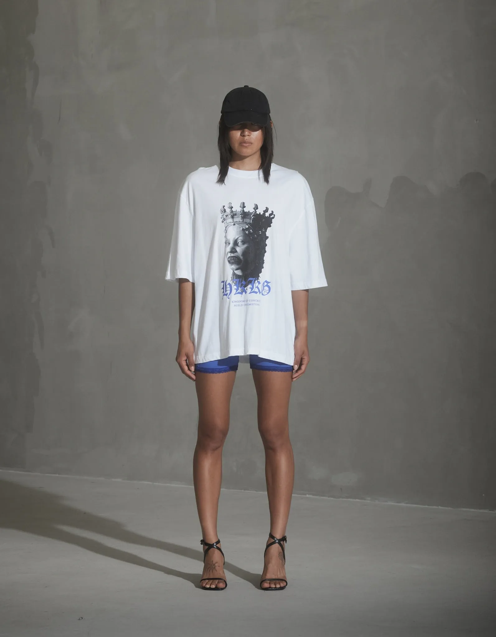 Oversized Sculpture Tee - Off White sold by Han Kjøbenhavn