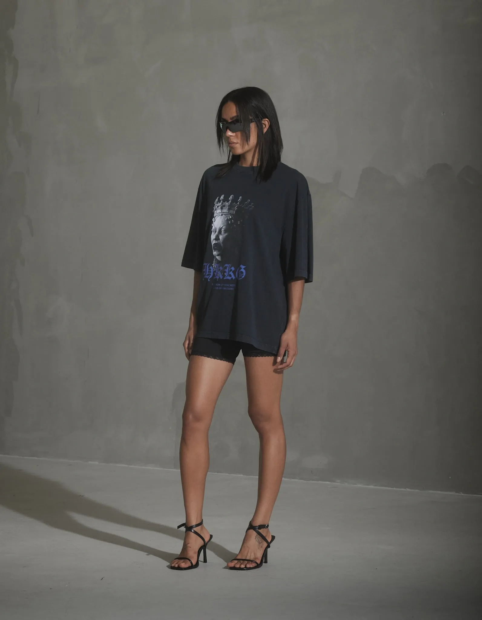 Oversized Sculpture Tee - Anthracite Black sold by Han Kjøbenhavn product image thumbnail 3