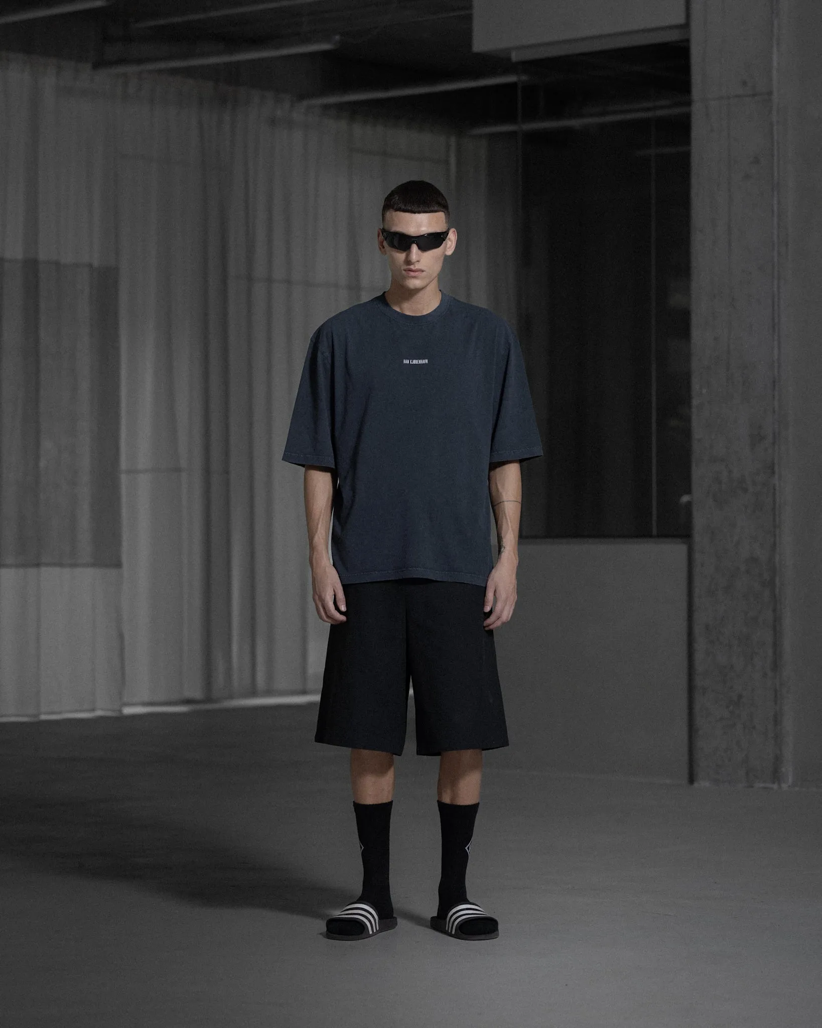 Monogram Oversized Tee - Anthracite Black sold by Han Kjøbenhavn