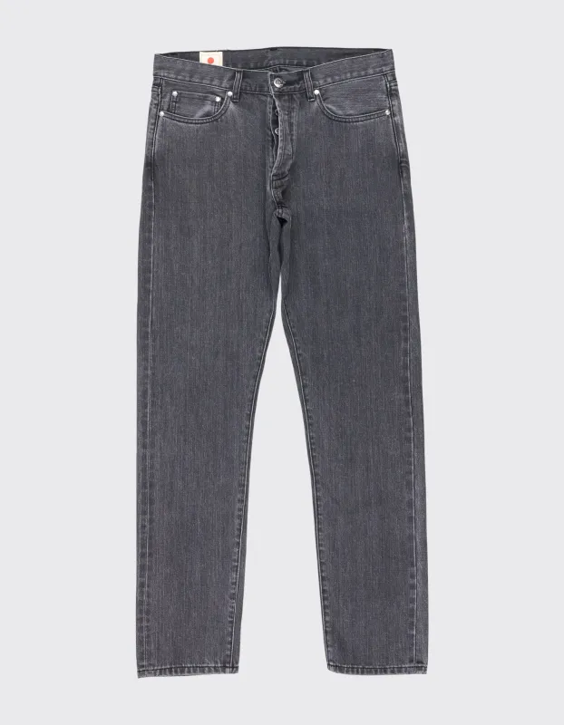 Second Life Tapered Jeans / 32 sold by Han Kjøbenhavn