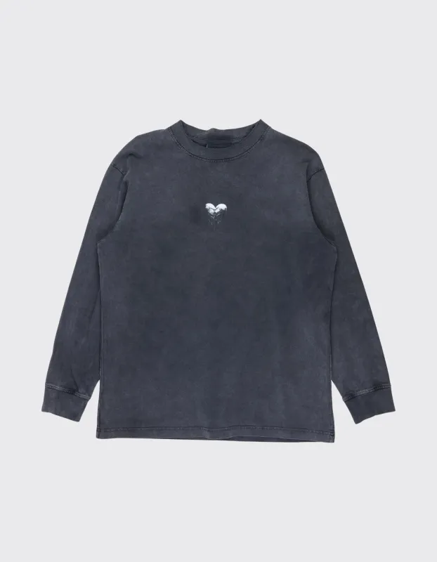 Second Life Washed Long Sleeve T-shirt / M sold by Han Kjøbenhavn