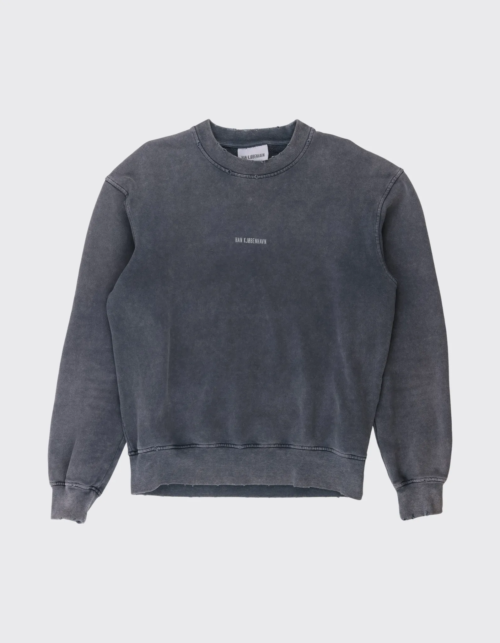 Second Life Bulky Distressed Crewneck / L sold by Han Kjøbenhavn