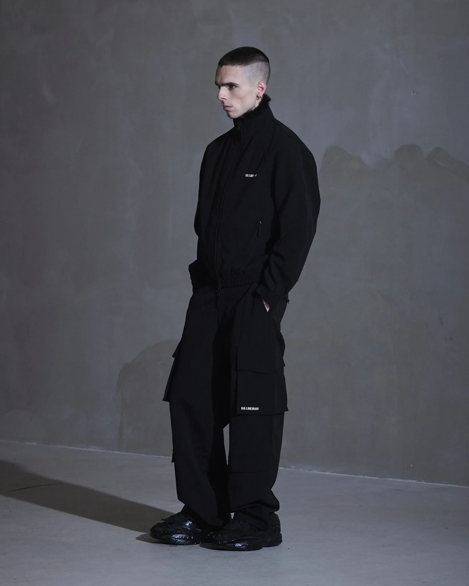 Ripstop Track Jacket - Black sold by Han Kjøbenhavn