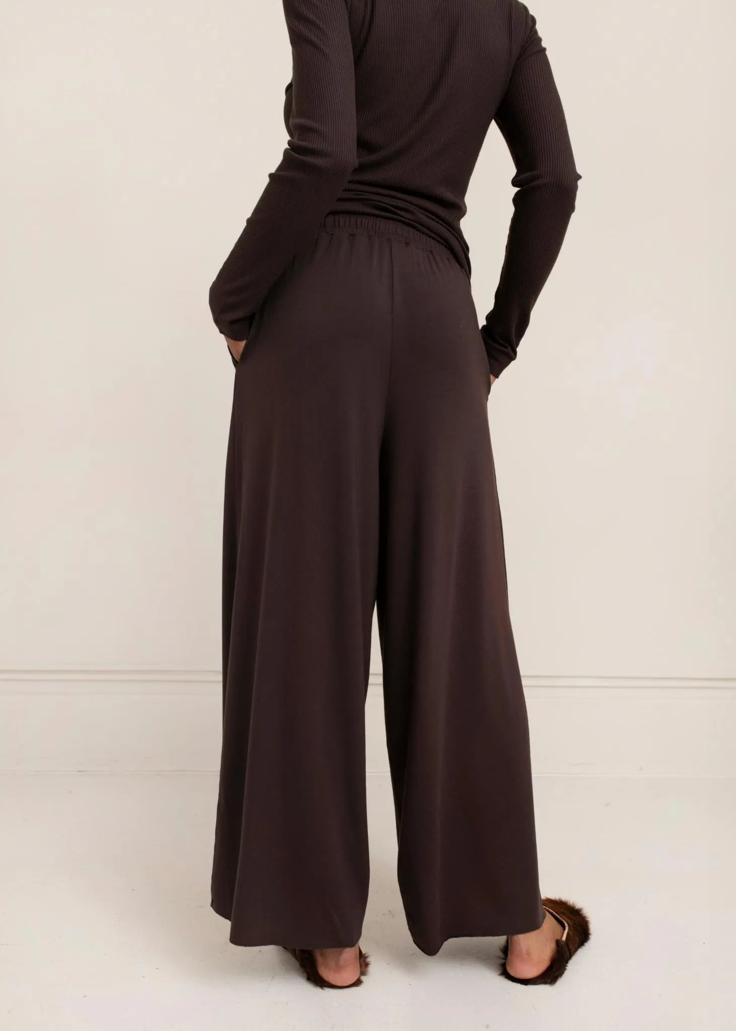 Leif Cropped Pant sold by PAPER LABEL product image thumbnail 3