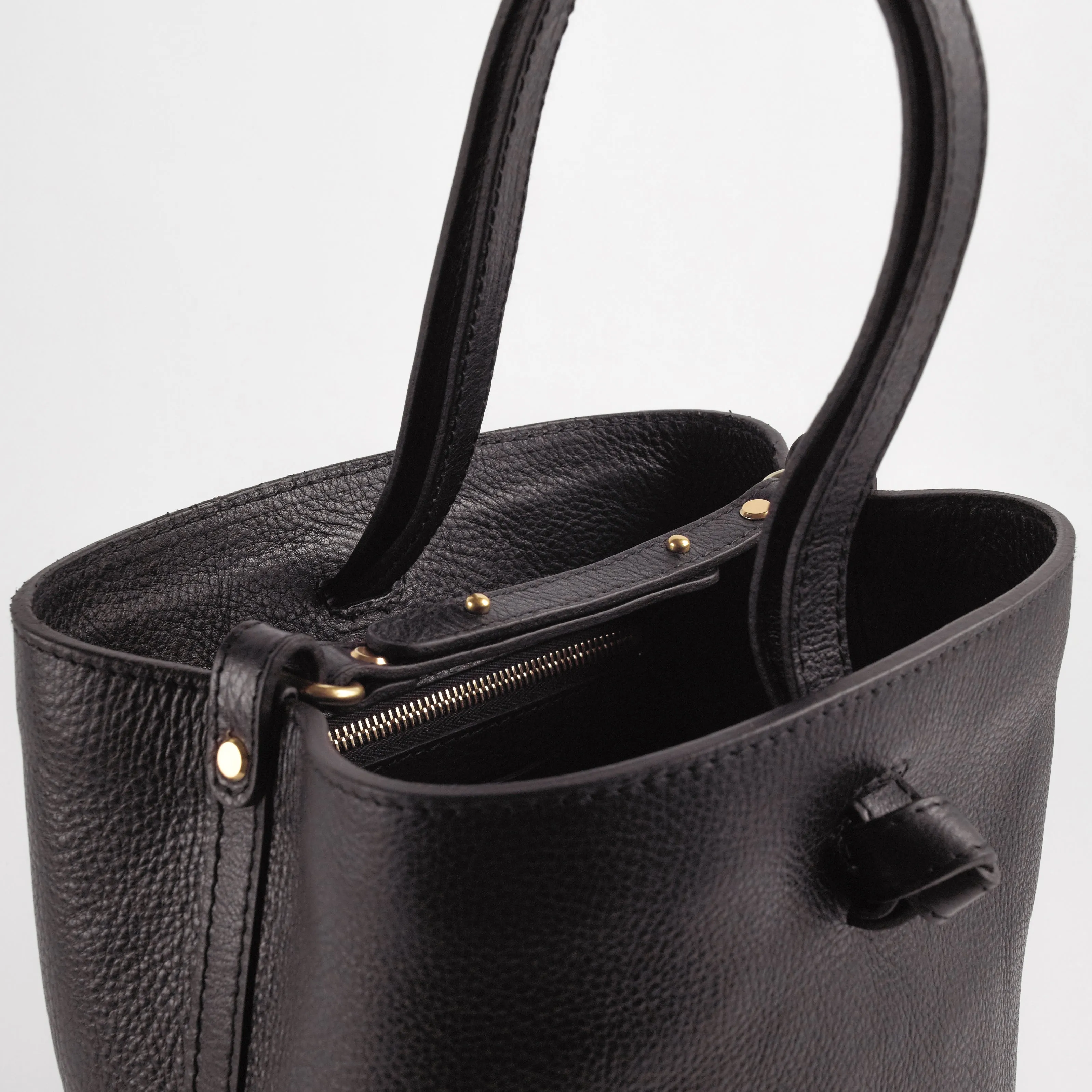 Small Cyl in Black sold by LINDQUIST product image thumbnail 5
