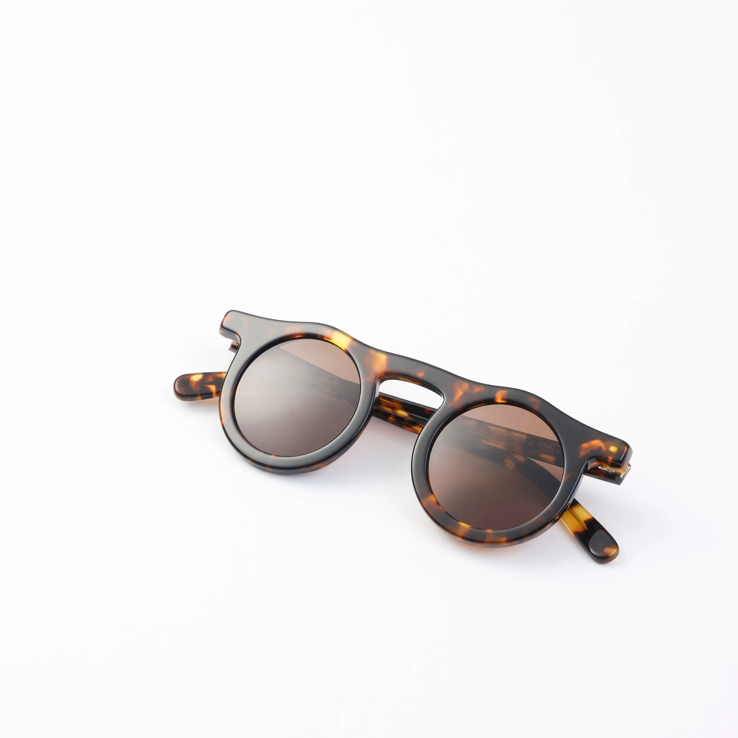Carla Colour Lind Sunglasses in Dark Tortue sold by LINDQUIST product image thumbnail 3