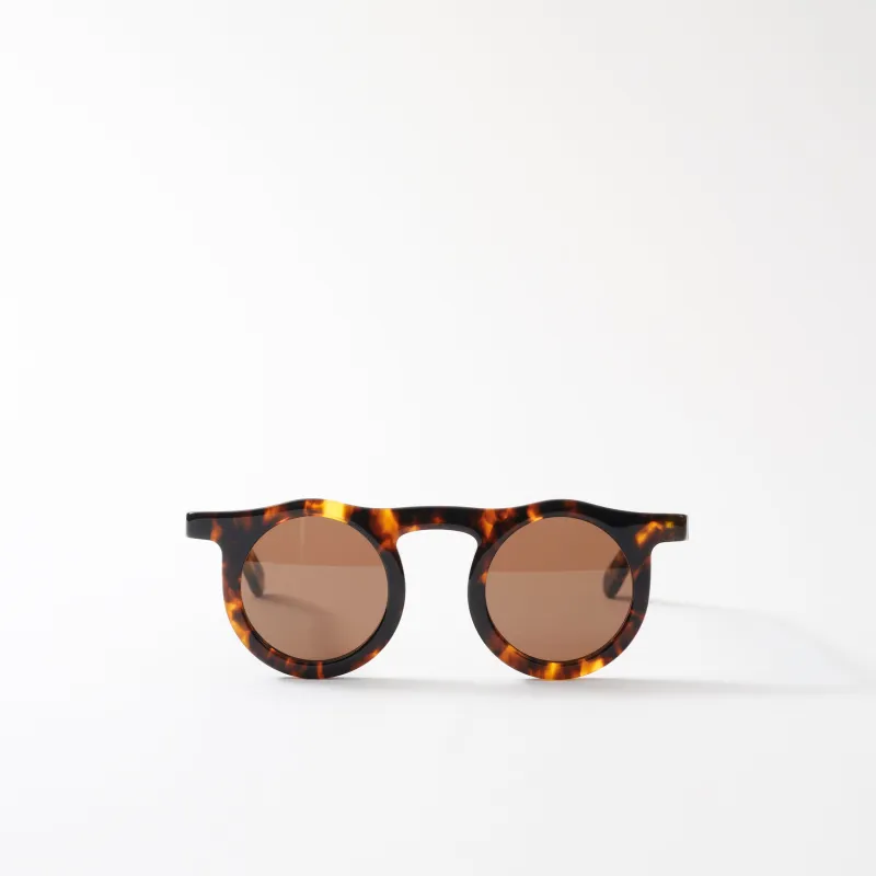 Carla Colour Lind Sunglasses in Dark Tortue sold by LINDQUIST