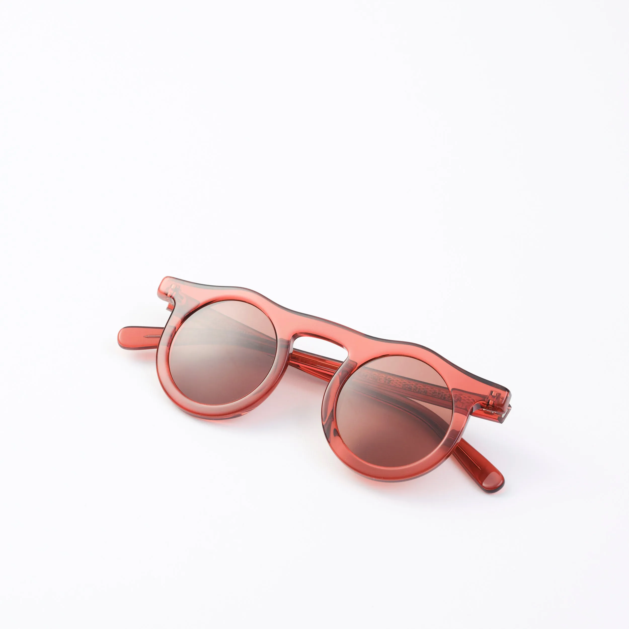 Carla Colour Lind Sunglasses in Ancho Red sold by LINDQUIST product image thumbnail 2