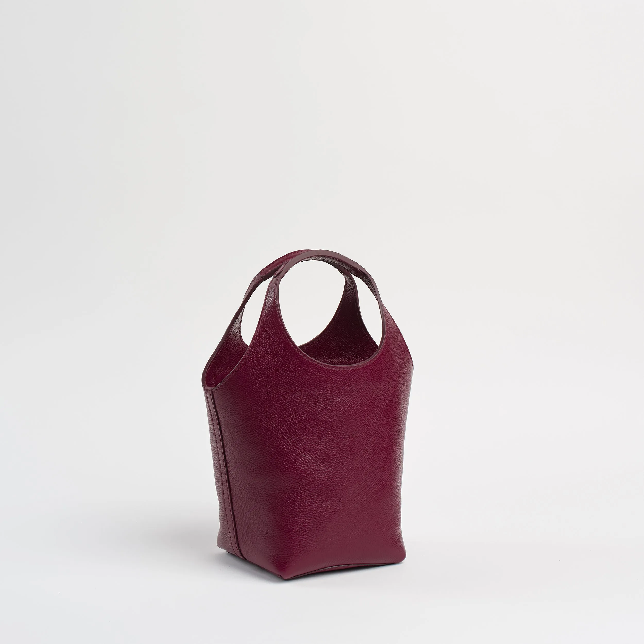 Ama in Sumac sold by LINDQUIST product image thumbnail 2