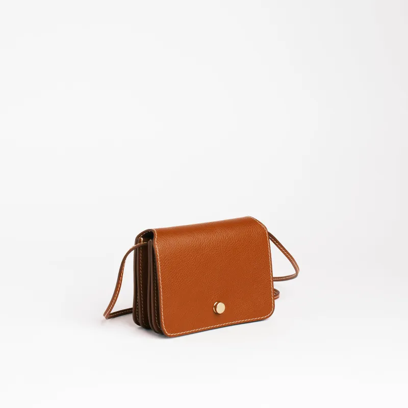 Ray in Leather Brown made by LINDQUIST