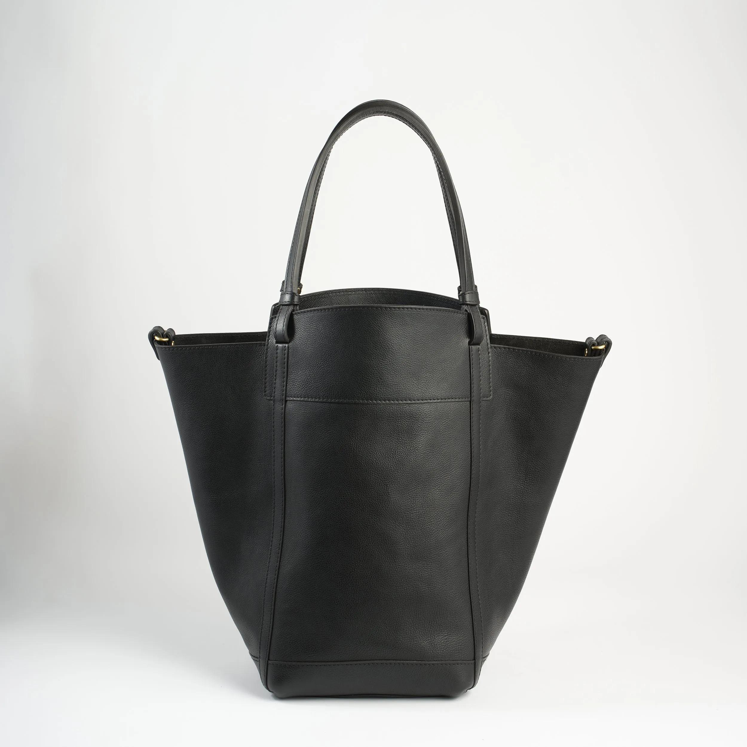 Linda in Black sold by LINDQUIST product image thumbnail 3