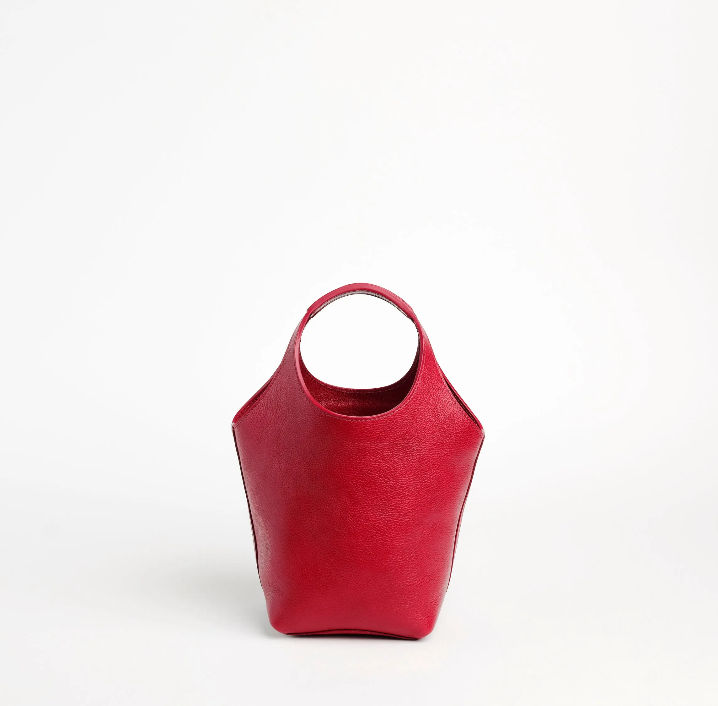 Ama in Carmine sold by LINDQUIST