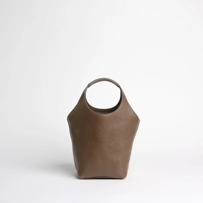 Ama in Otter sold by LINDQUIST