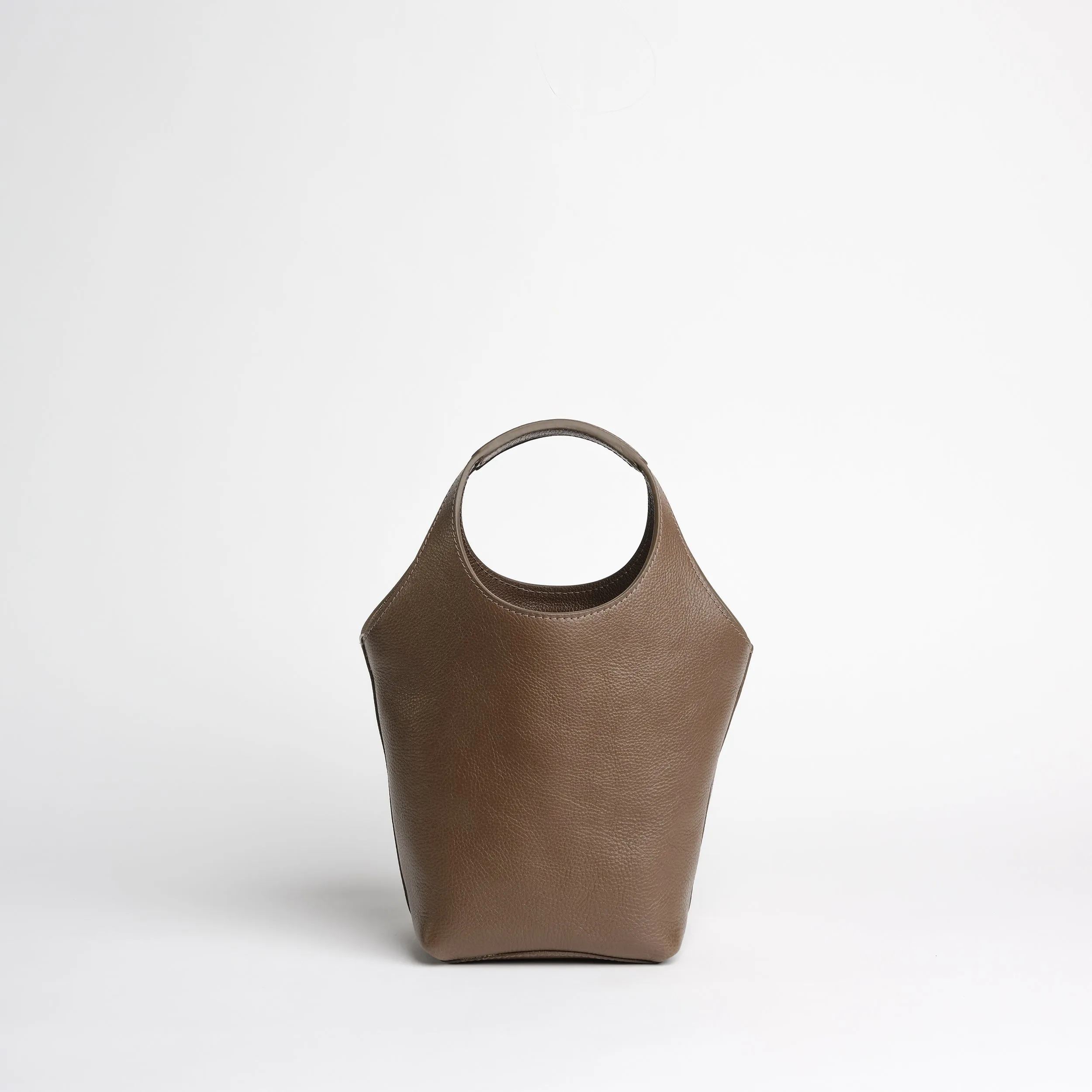 Ama in Otter sold by LINDQUIST