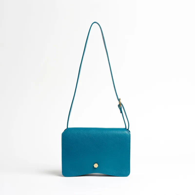 Val in River made by LINDQUIST