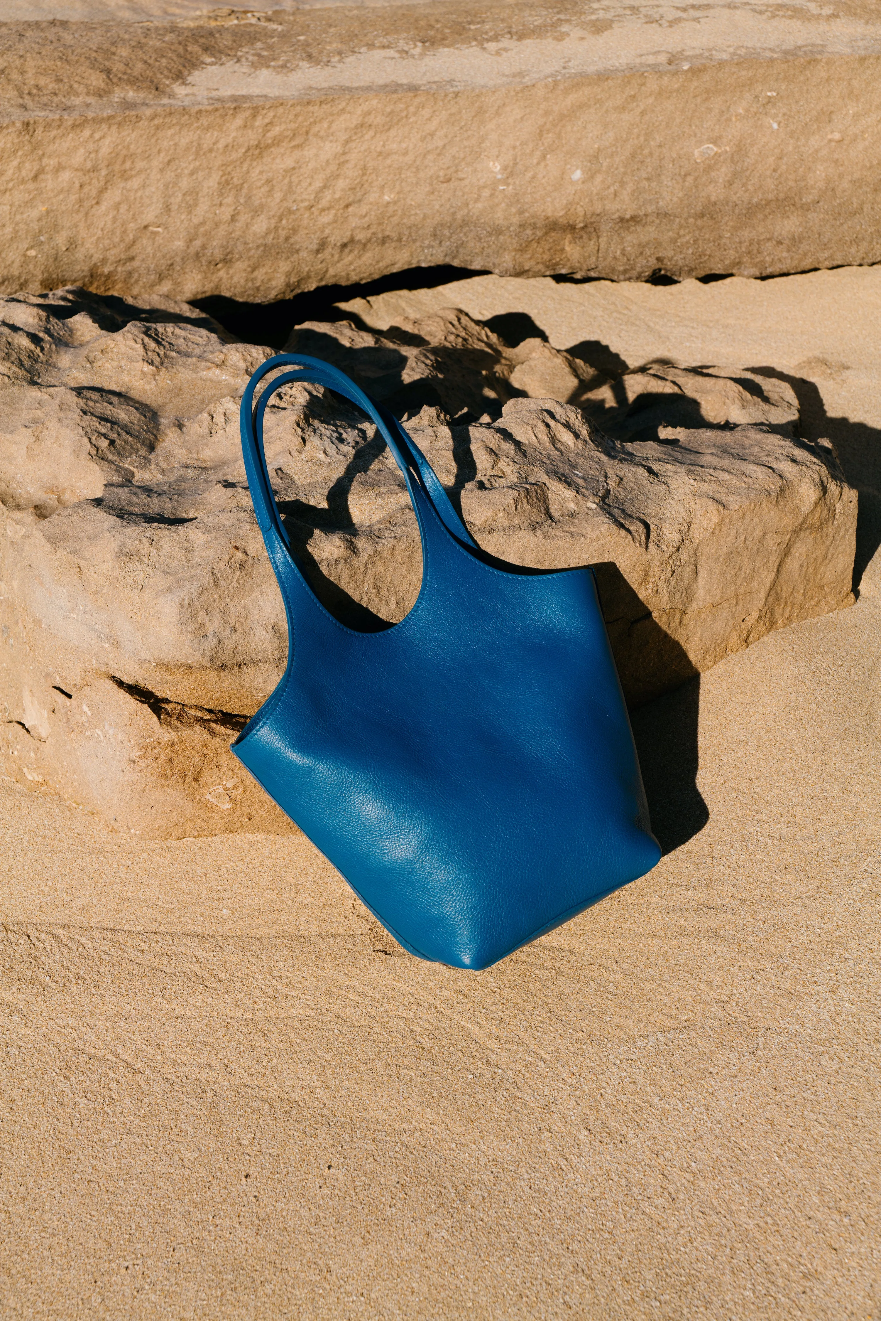 Big Ama in River sold by LINDQUIST product image thumbnail 5