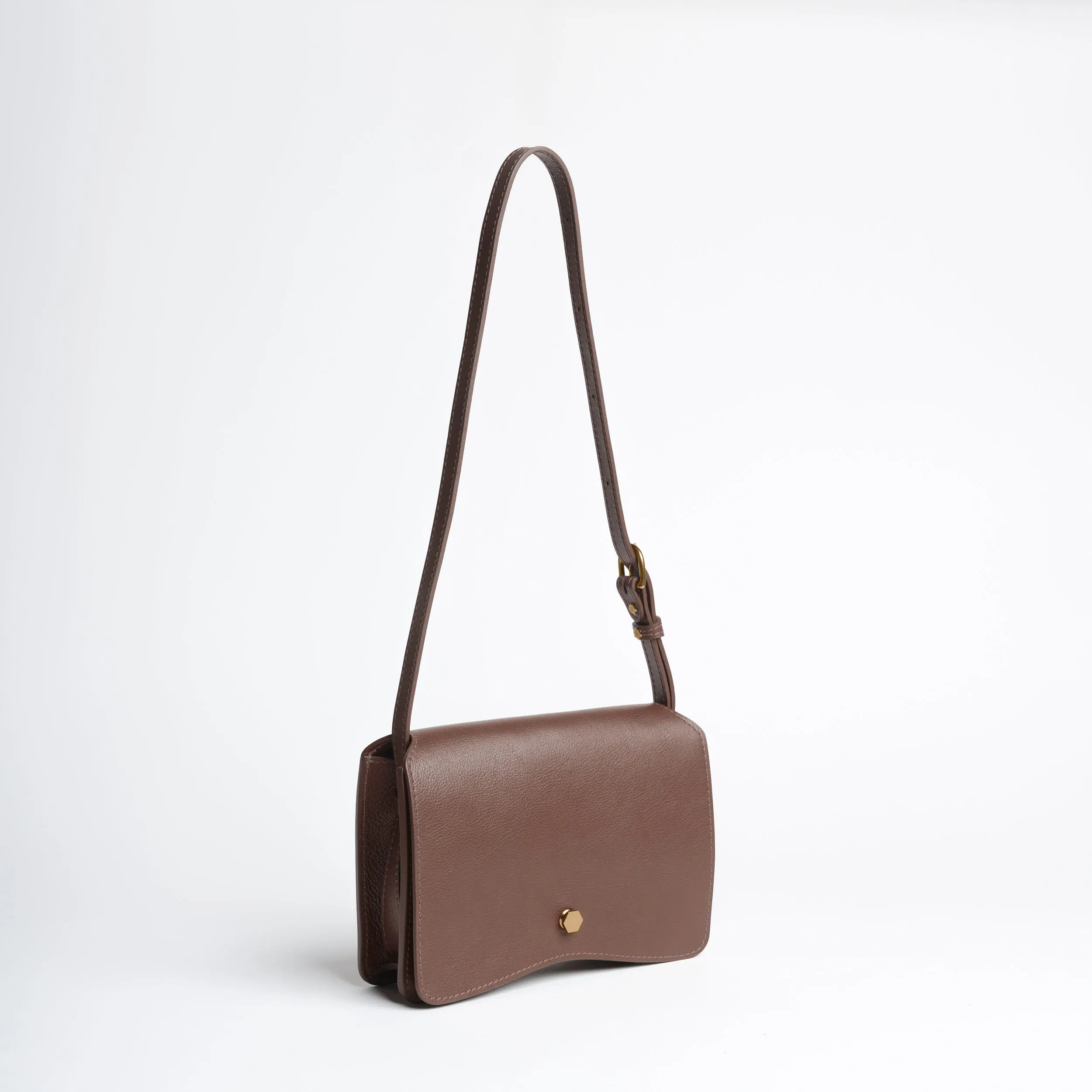 Val in Otter sold by LINDQUIST product image thumbnail 2