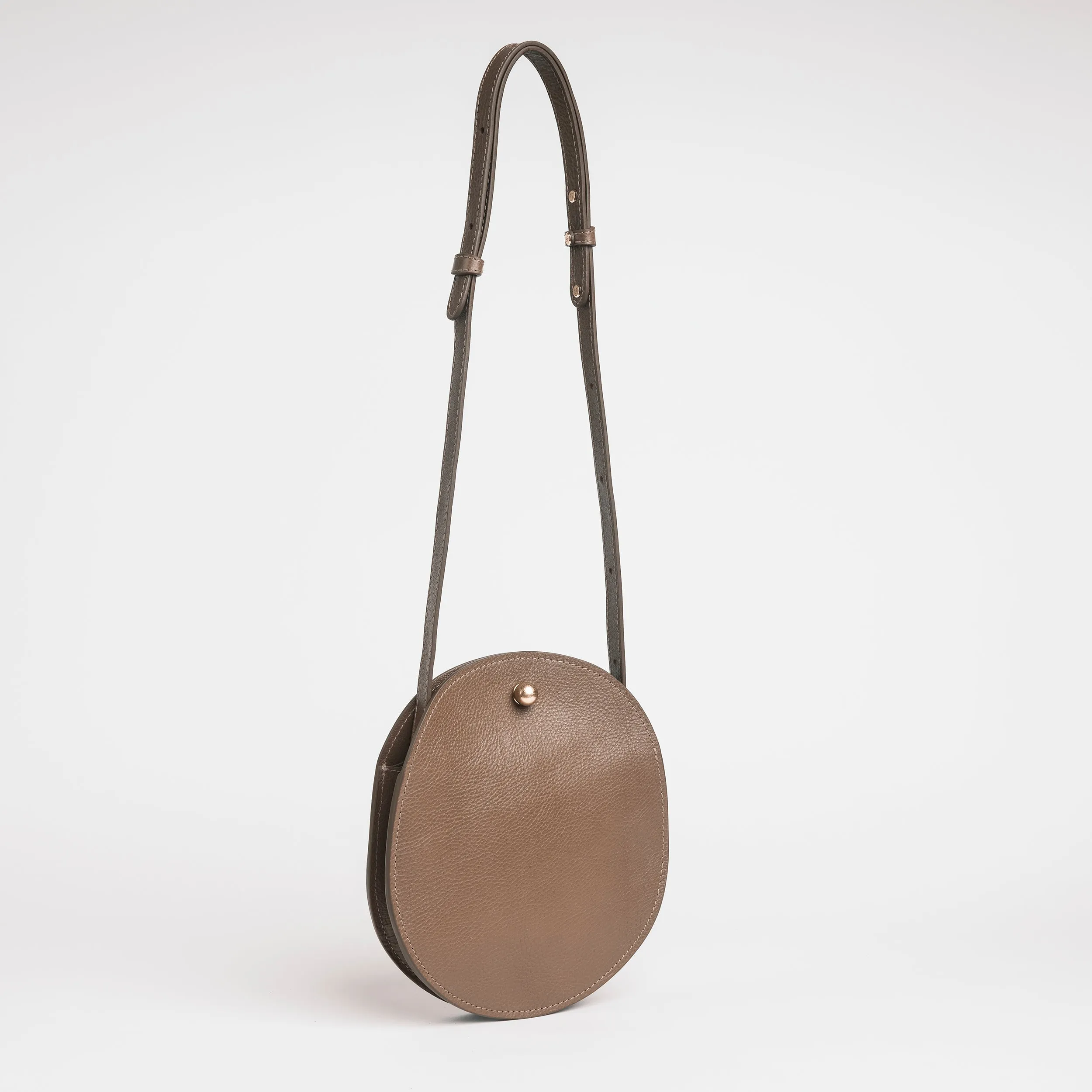 Eggi in Otter sold by LINDQUIST product image thumbnail 3
