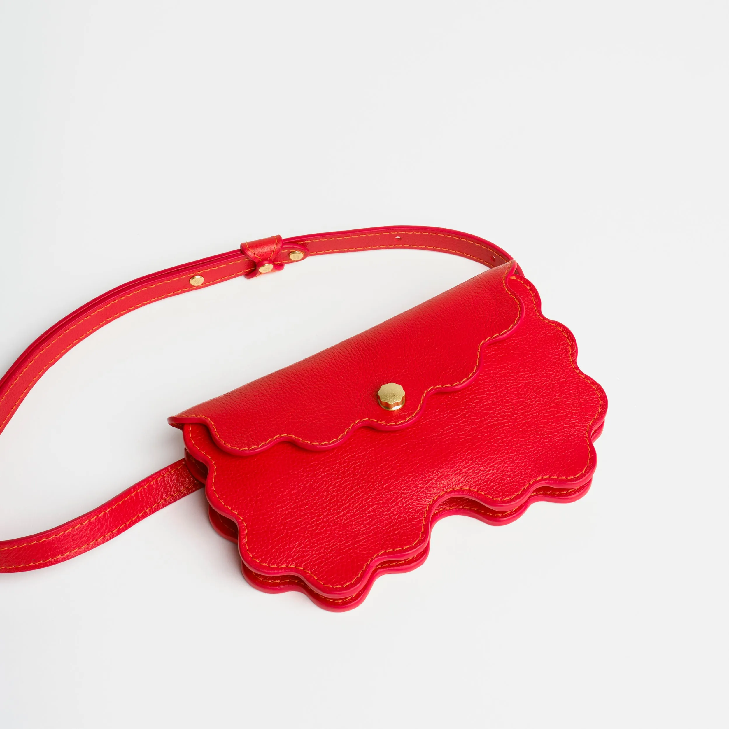 Limited Edition Scallop Shell Faba in Persimmon sold by LINDQUIST product image thumbnail 4
