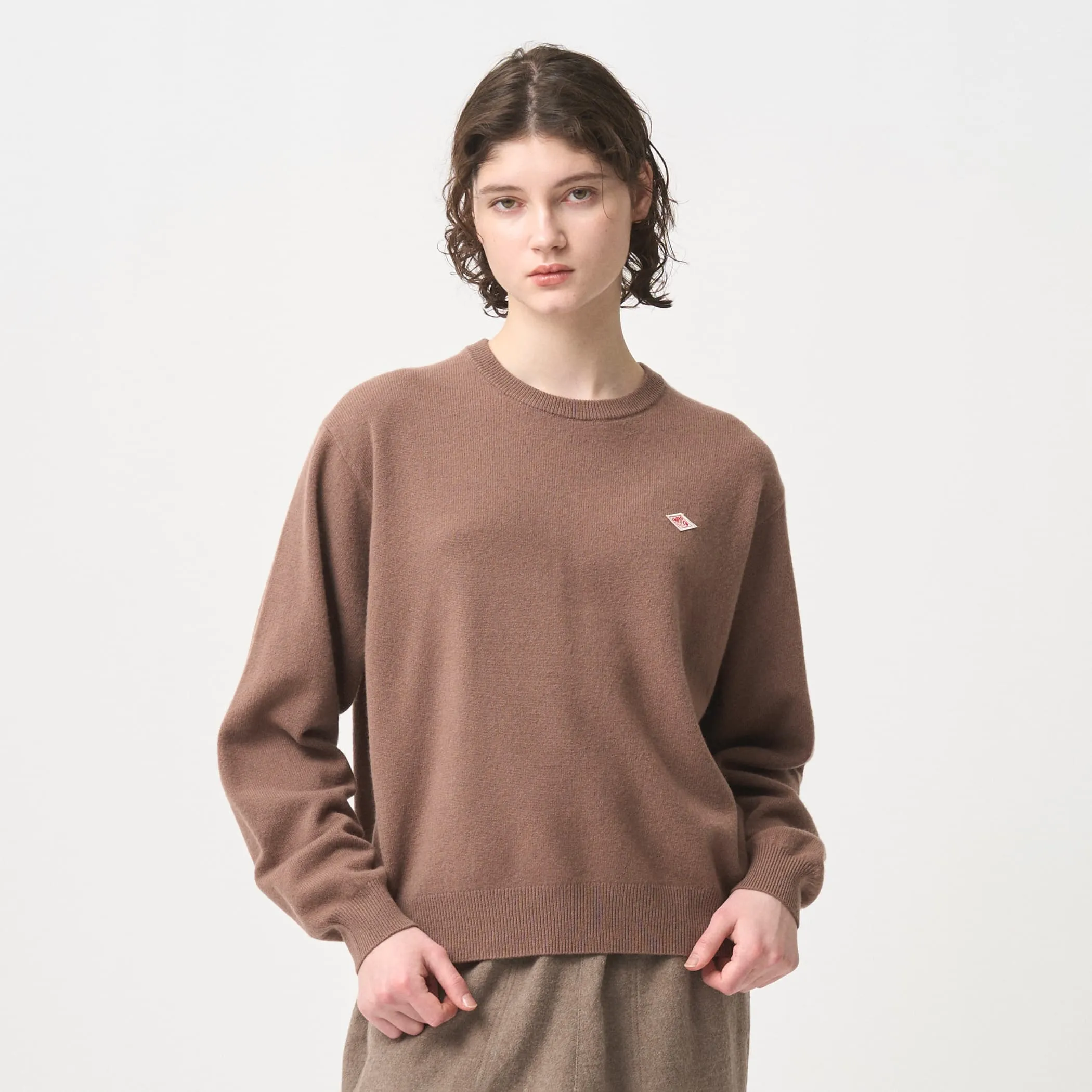 WOMEN'S LAMBSWOOL CREW NECK KNIT PULLOVER sold by Danton product image thumbnail 2