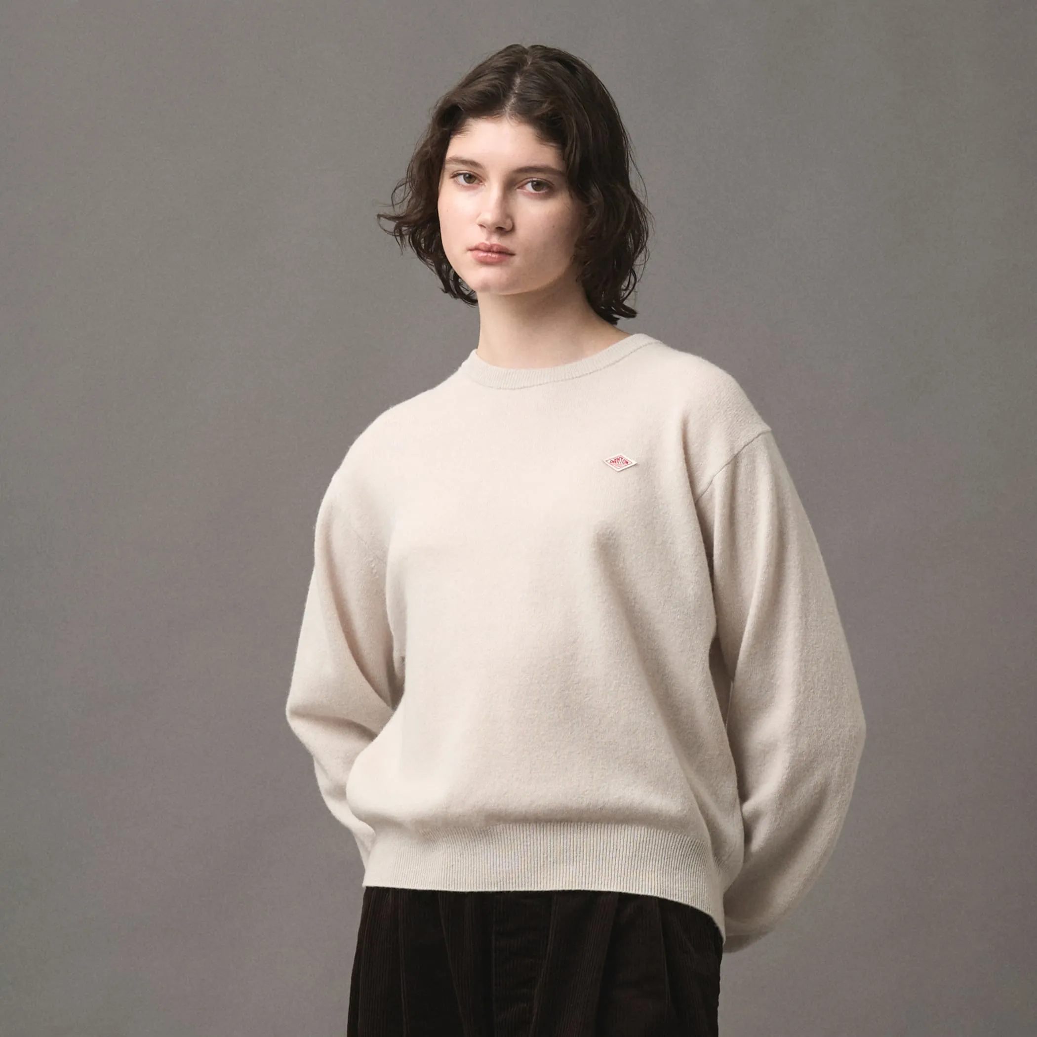WOMEN'S LAMBSWOOL CREW NECK KNIT PULLOVER sold by Danton product image thumbnail 3