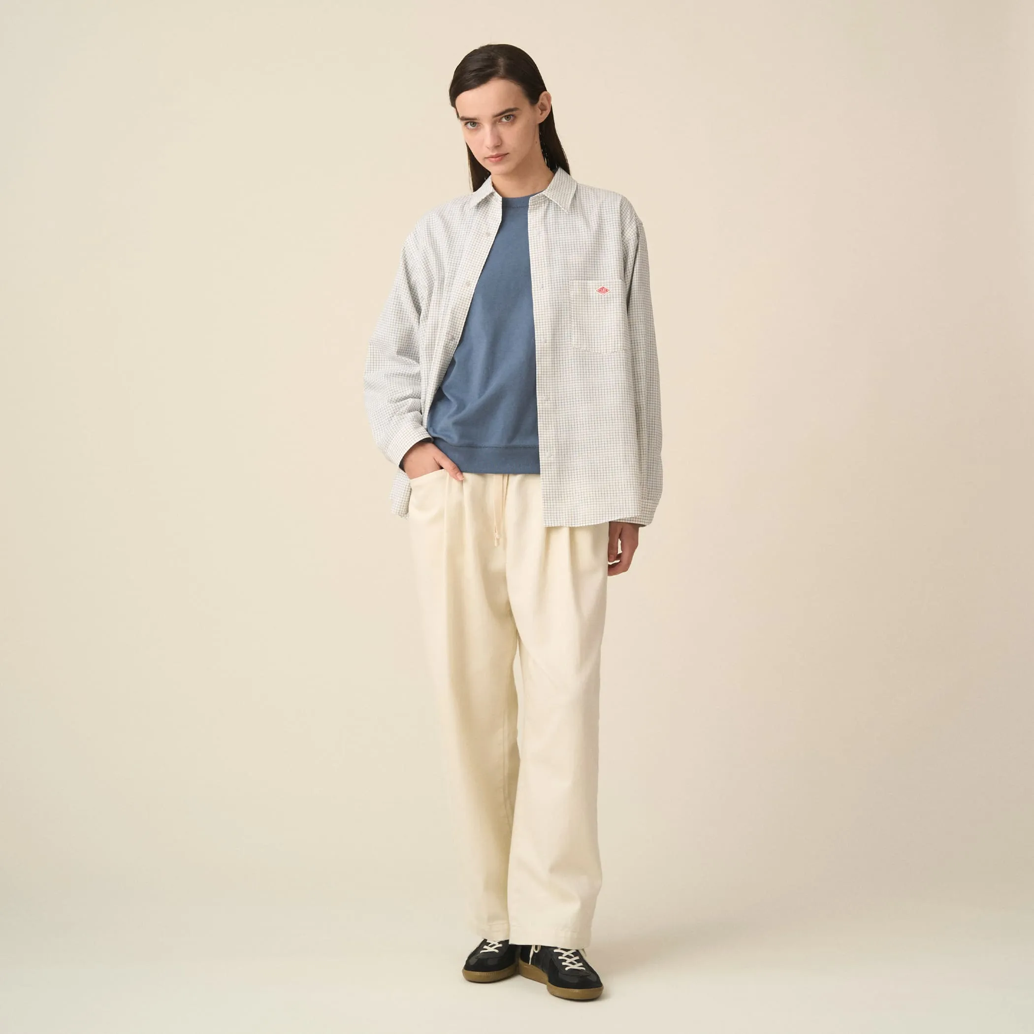 Women's Oxford Classic Collar Shirt sold by Danton product image thumbnail 2