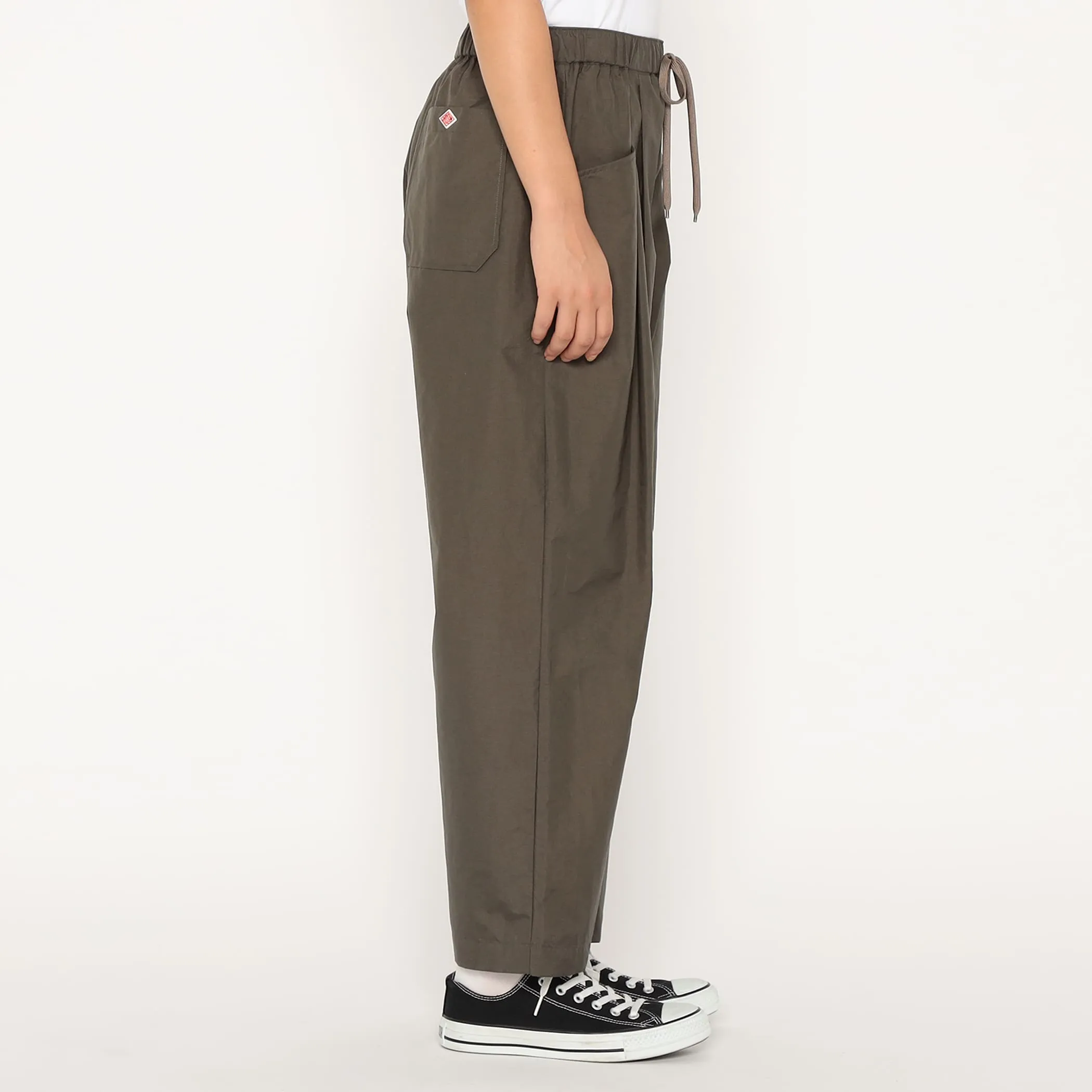 Women's Stunner Nylon 2tuck Easy Pants sold by Danton product image thumbnail 5