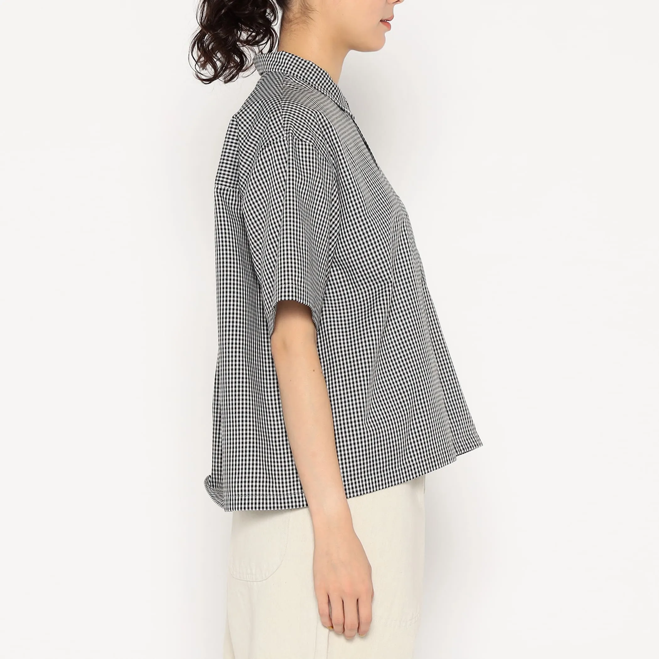 Women's Oxford Short Sleeve Button-Down Shirt sold by Danton product image thumbnail 5
