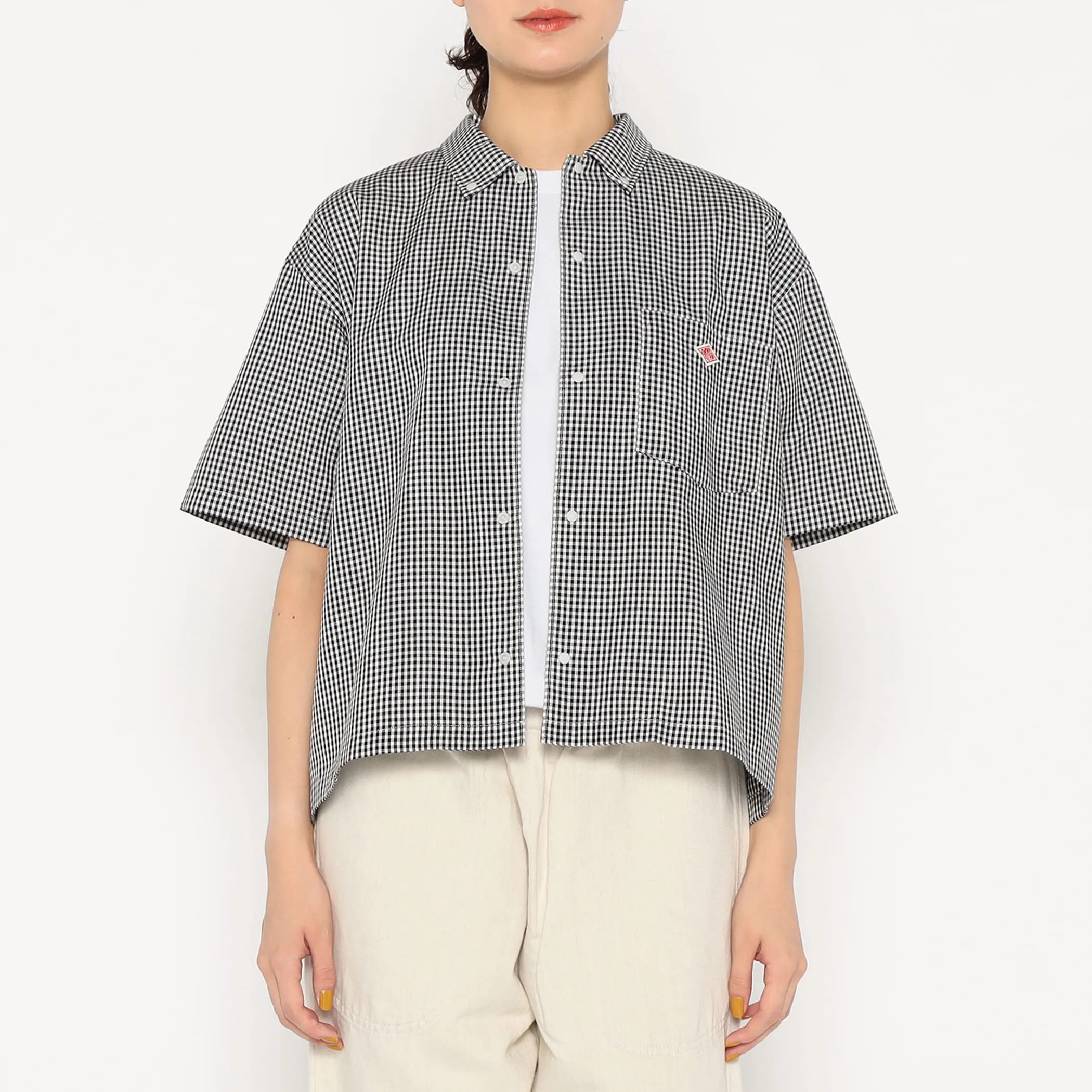 Women's Oxford Short Sleeve Button-Down Shirt sold by Danton product image thumbnail 3