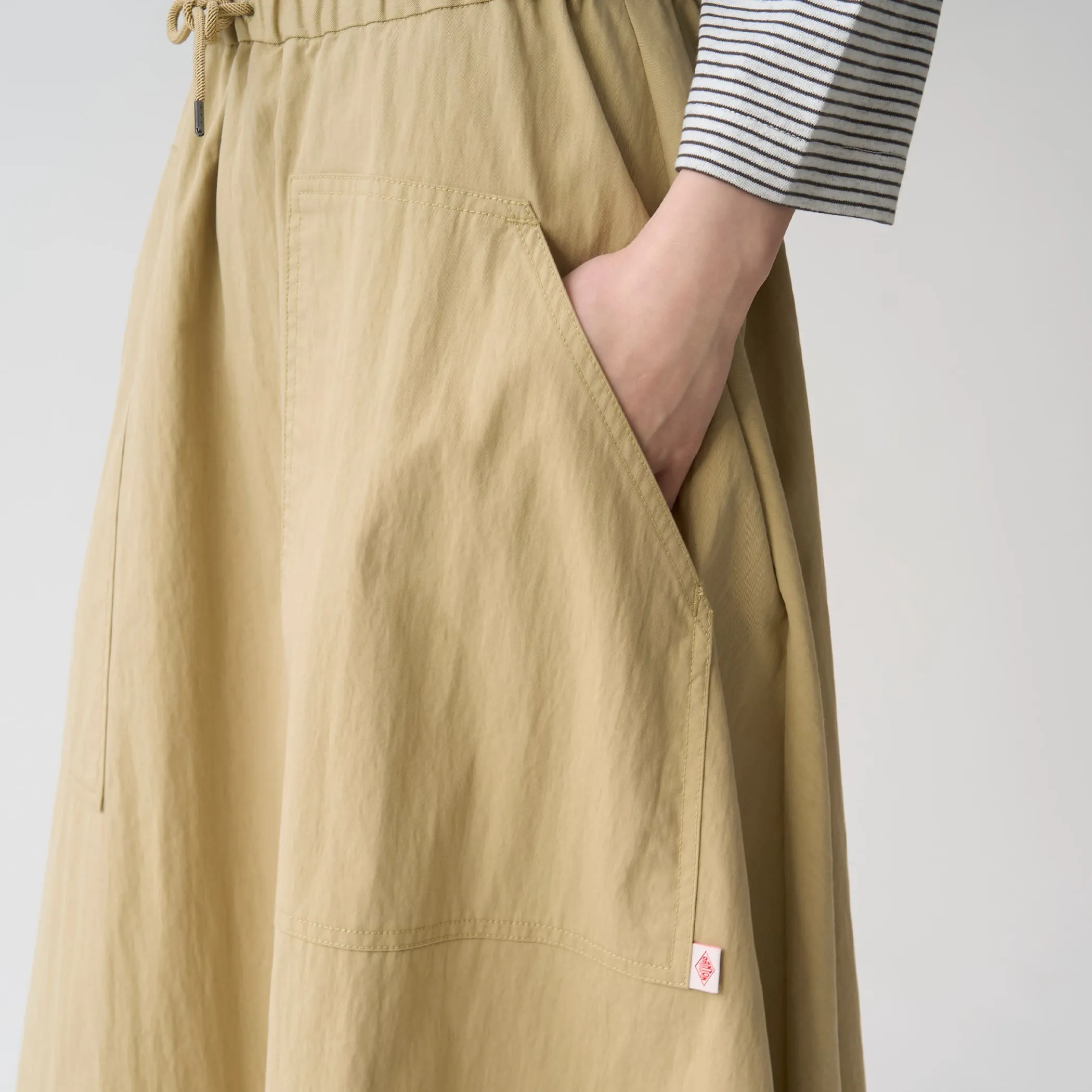 Women's C/N Twill Easy Skirt sold by Danton product image thumbnail 4