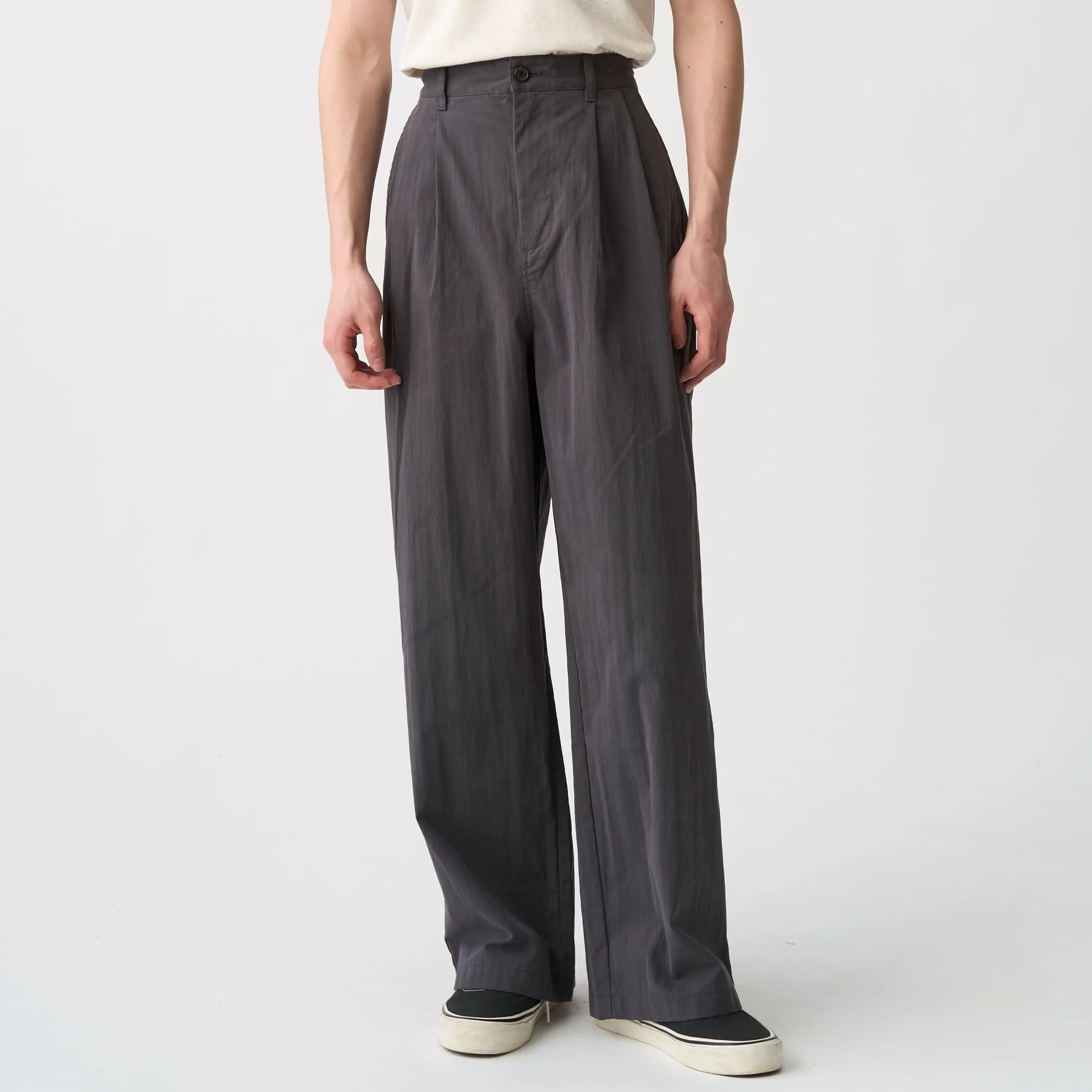 Men’s C/N Twill Double Pleated Easy Pants sold by Danton product image thumbnail 3
