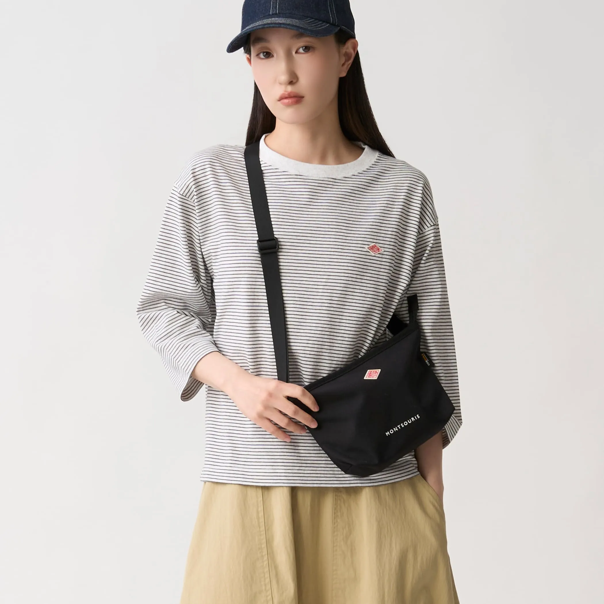 MONTSOURIS - CORDURA® Canvas Shoulder Bag sold by Danton product image thumbnail 2
