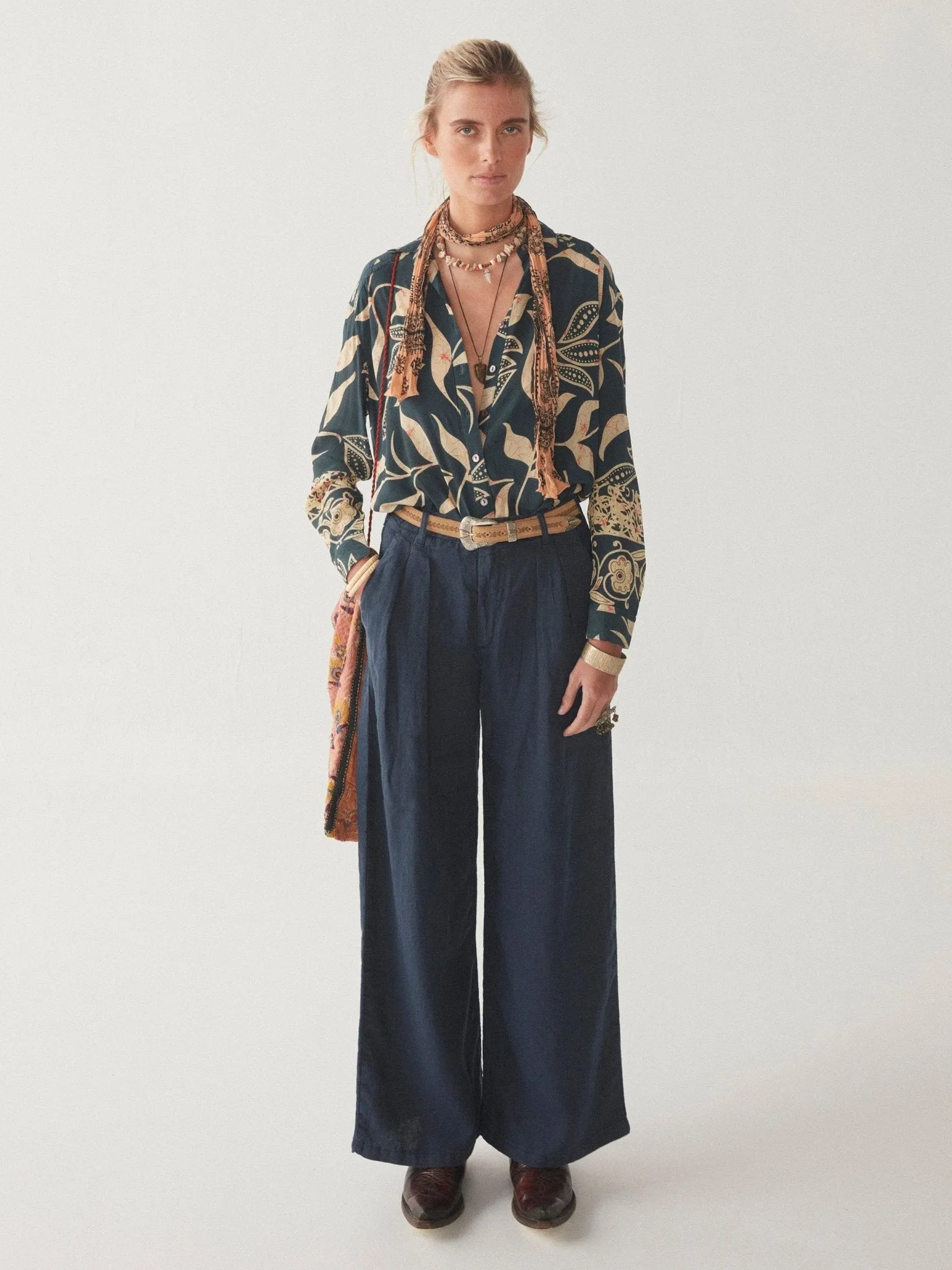 Palmira Blouse sold by Maison Hotel product image thumbnail 2