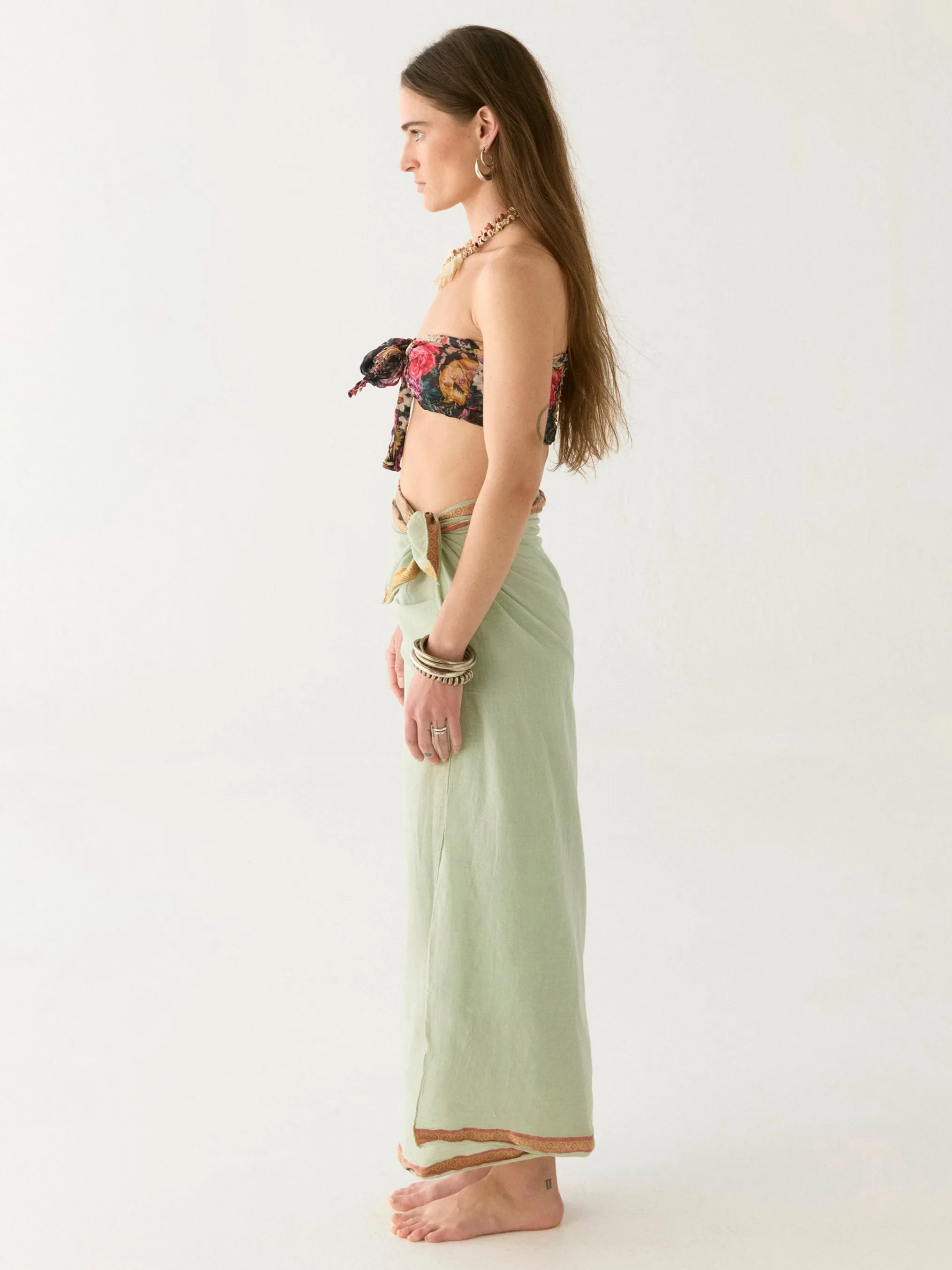 Nestor Pareo sold by Maison Hotel product image thumbnail 3