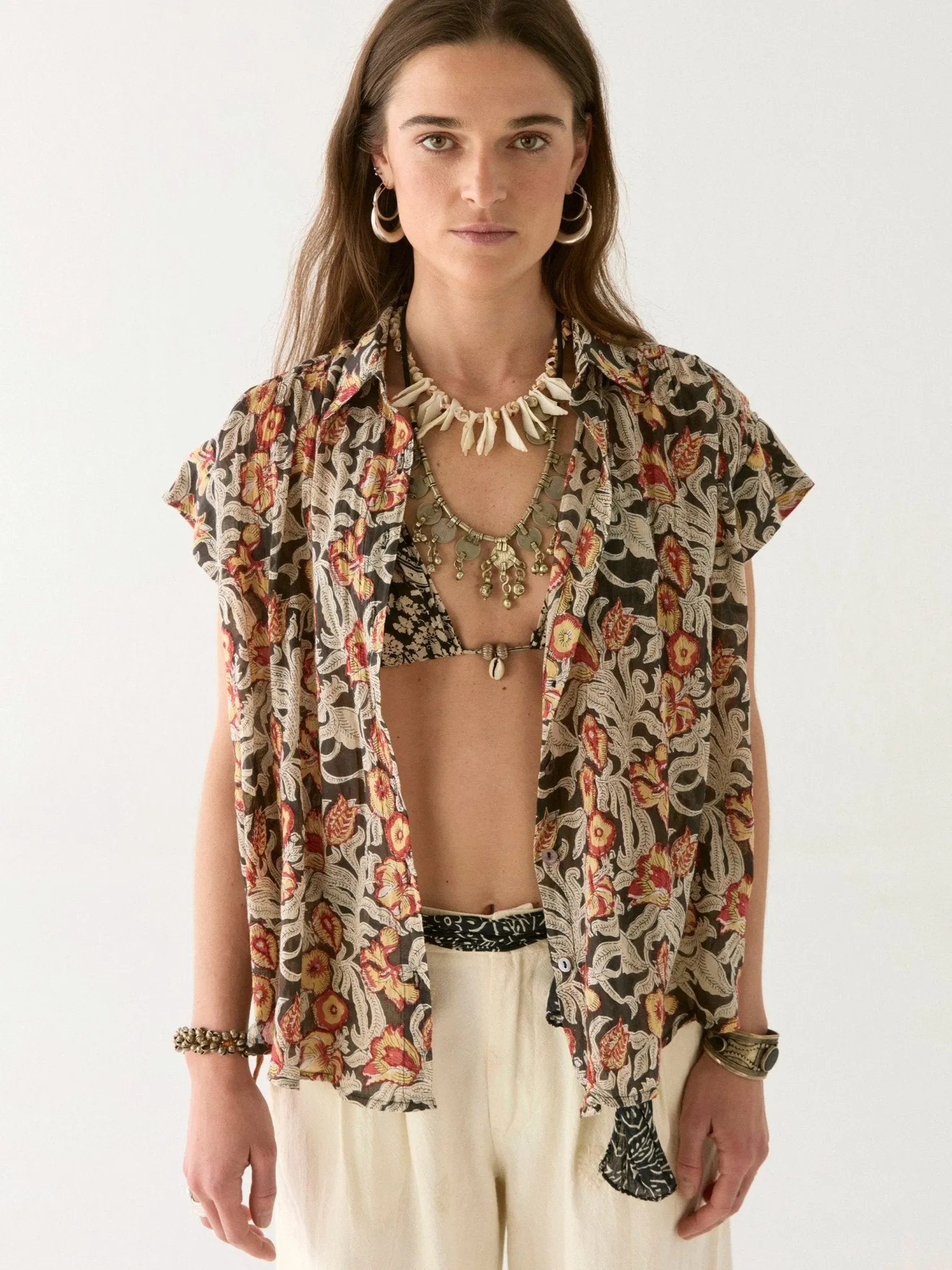 Bobby Blouse sold by Maison Hotel product image thumbnail 2