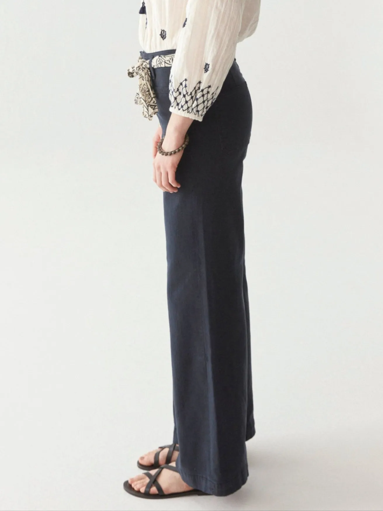 Edna Pant sold by Maison Hotel product image thumbnail 5