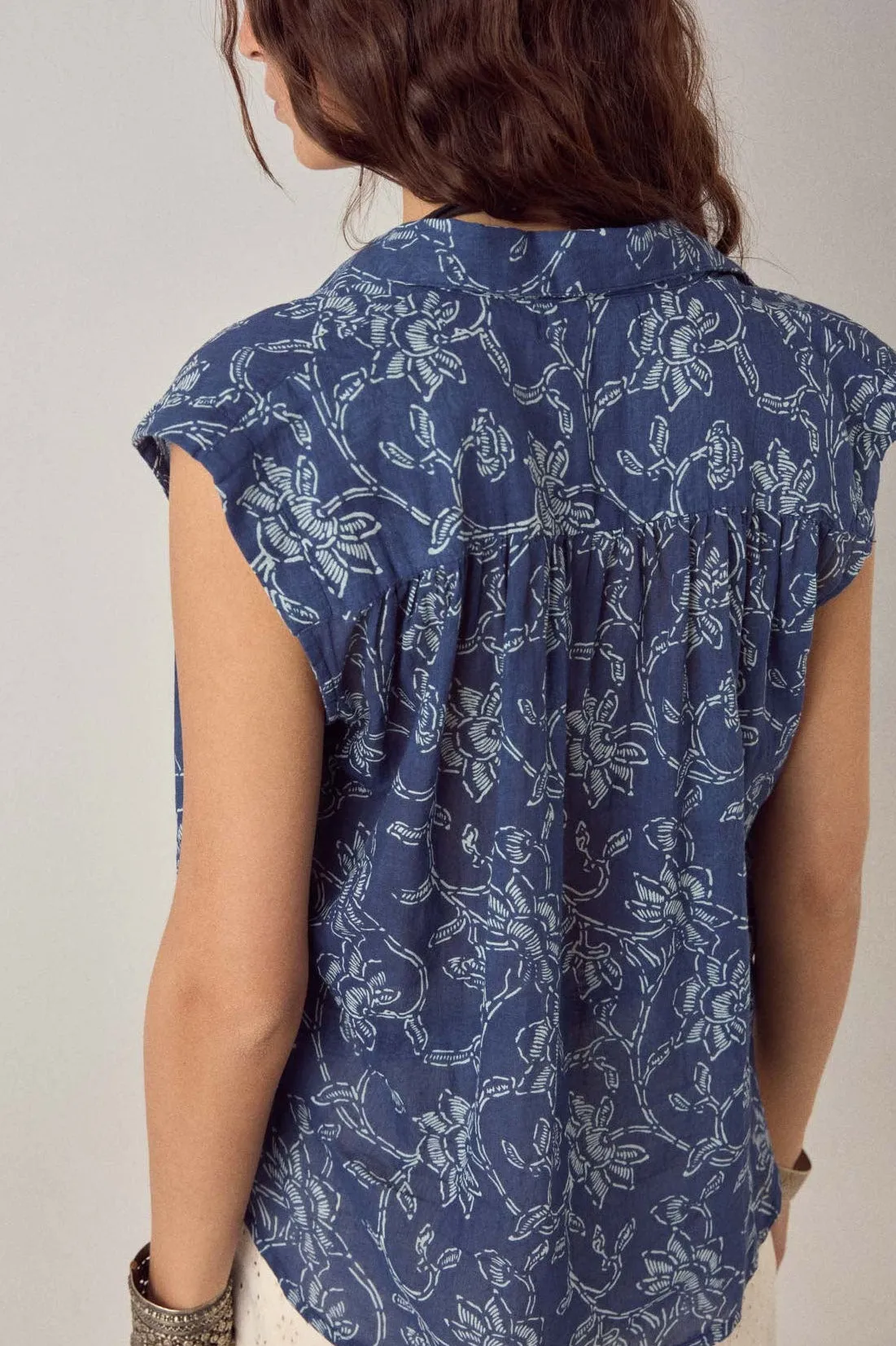 Mina Sleeveless Shirt sold by Maison Hotel product image thumbnail 2