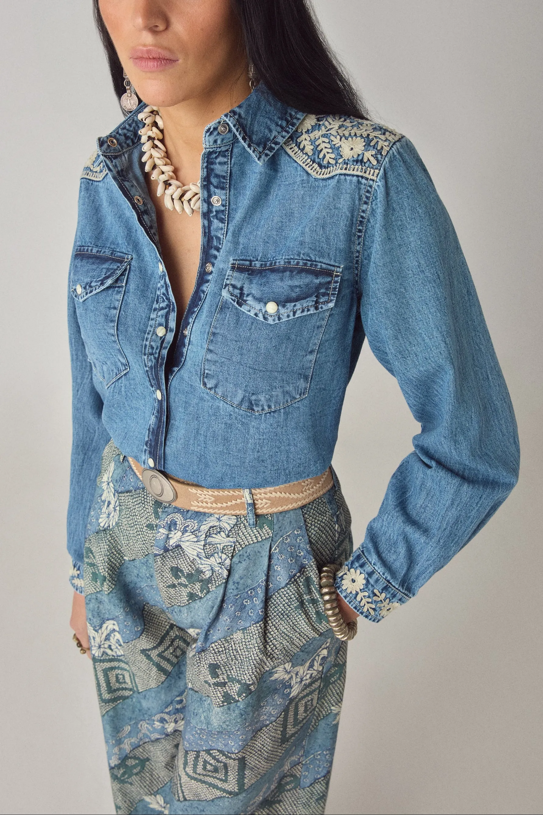 Thelma Shirt sold by Maison Hotel product image thumbnail 4