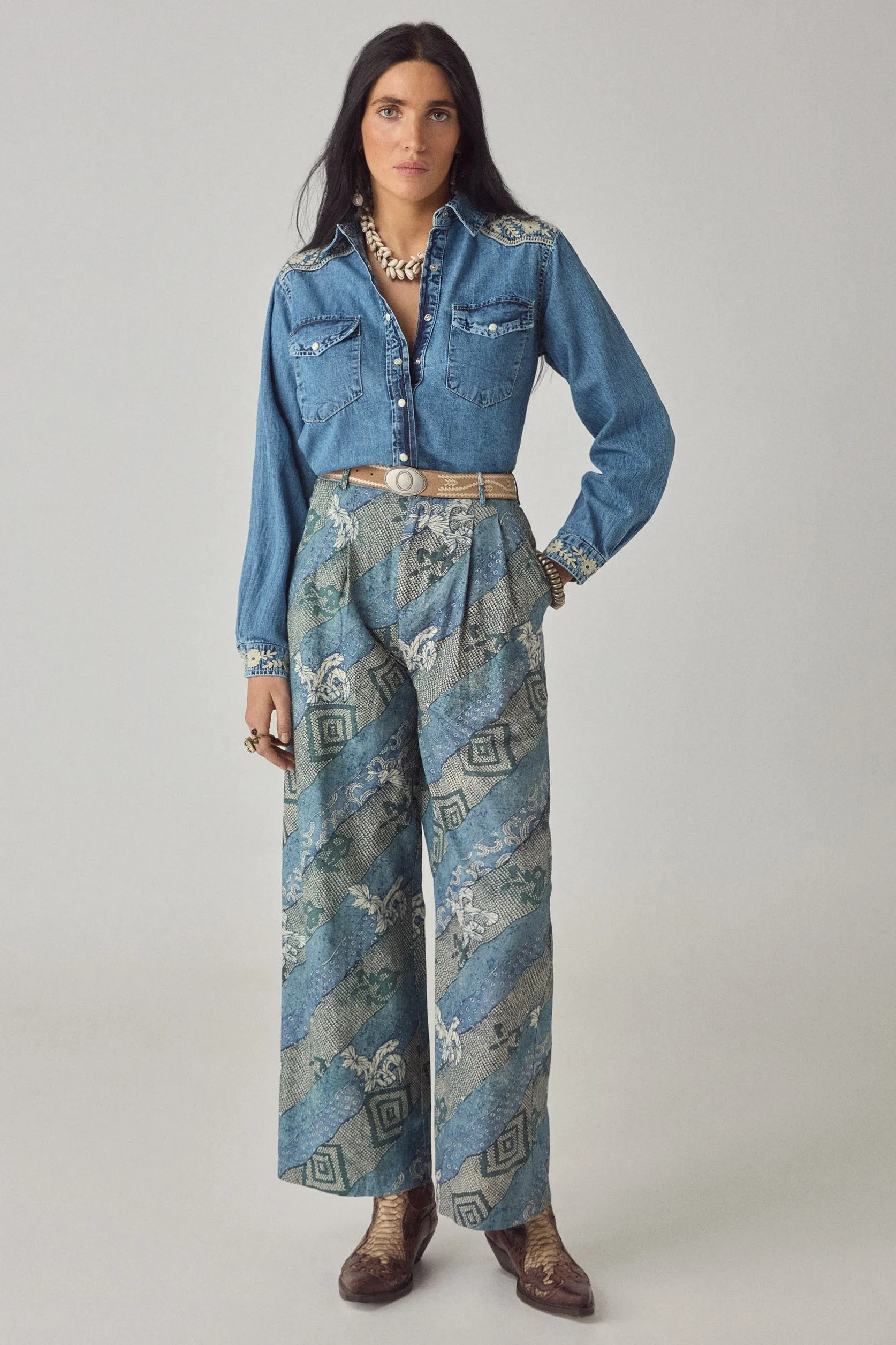 Thelma Shirt sold by Maison Hotel product image thumbnail 5