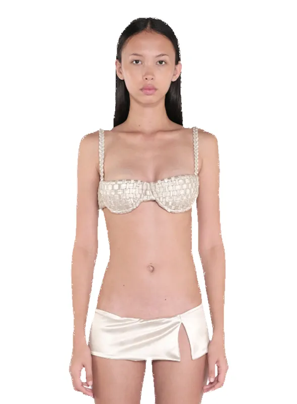 Split Bottom made by Isa Boulder