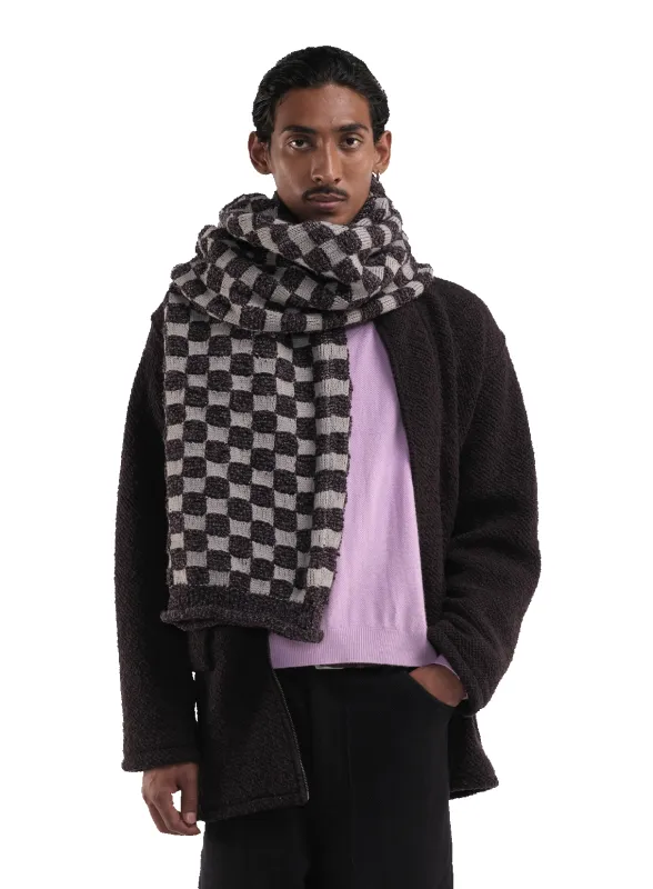 Chessmess Scarf made by Isa Boulder